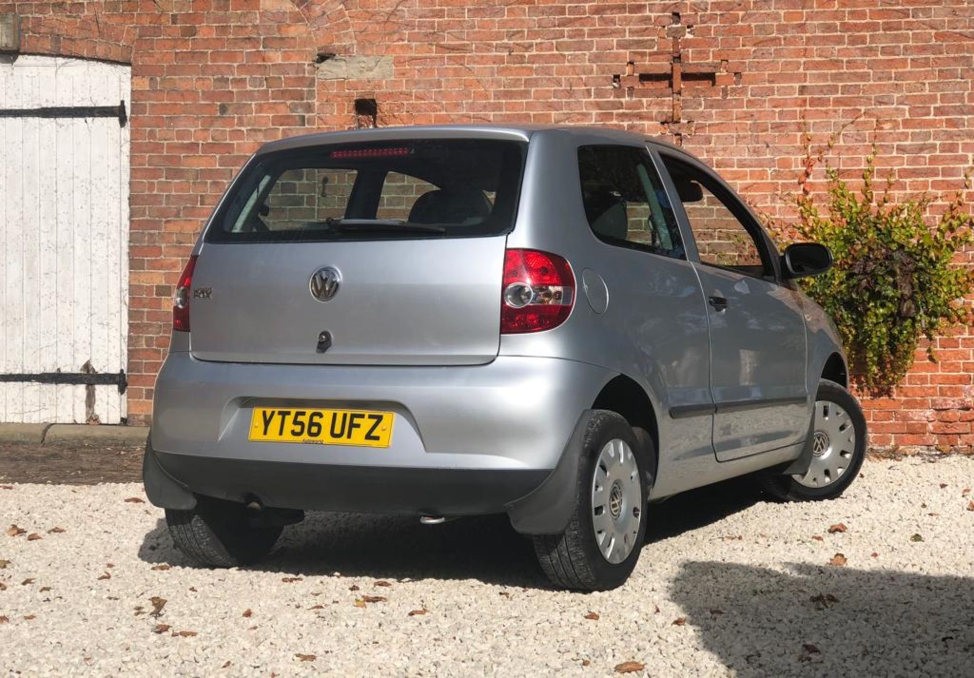 2006/56 REG VOLKSWAGEN URBAN FOX 55 SILVER PETROL 3 DOOR HATCHBACK, SHOWING 1 FORMER KEEPER *NO VAT* - Image 5 of 7