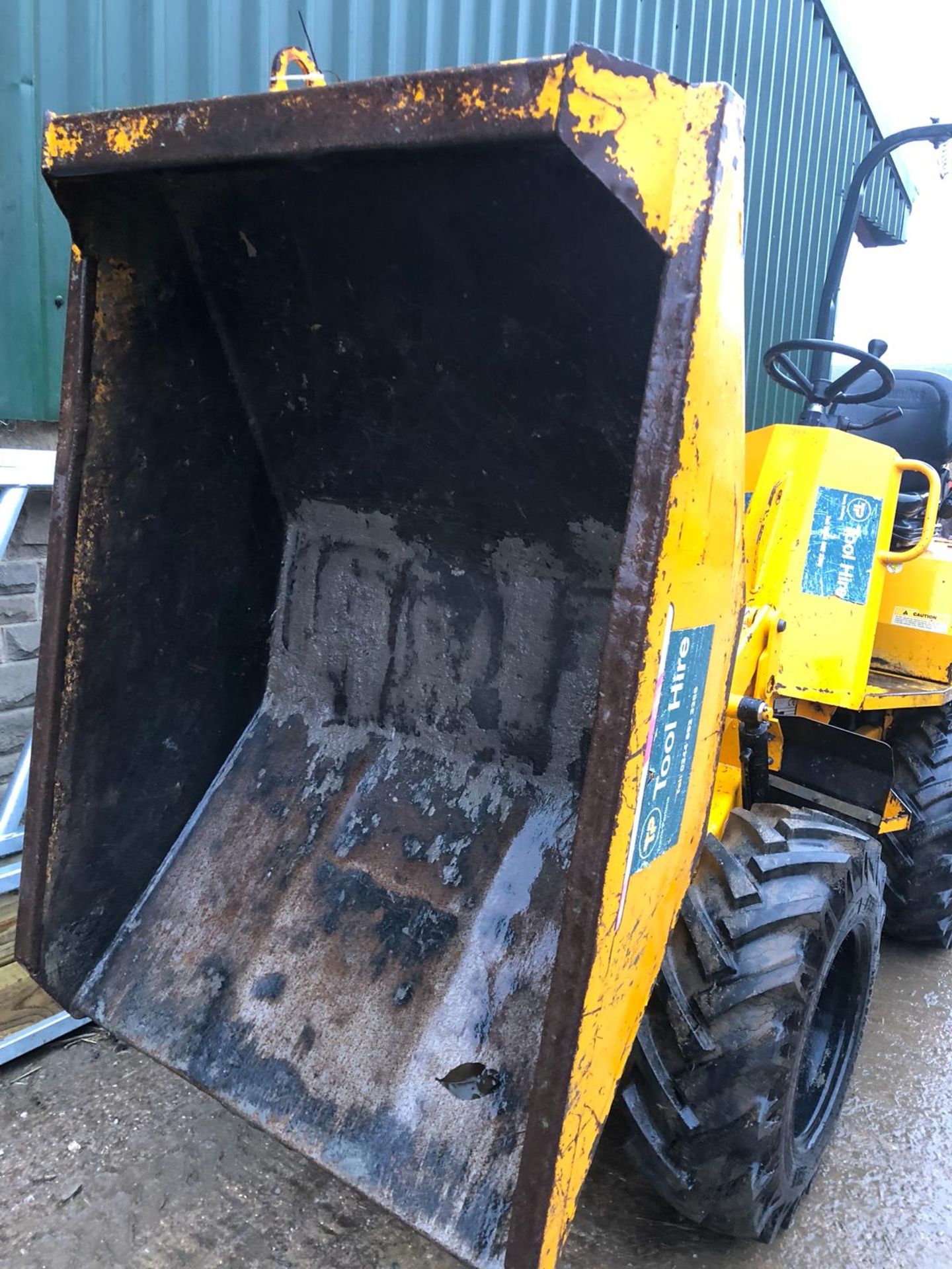 2012 THWAITES 1 TONNE HI-TIP DUMPER, SHOWING - 1195 HOURS *PLUS VAT* - Image 22 of 23