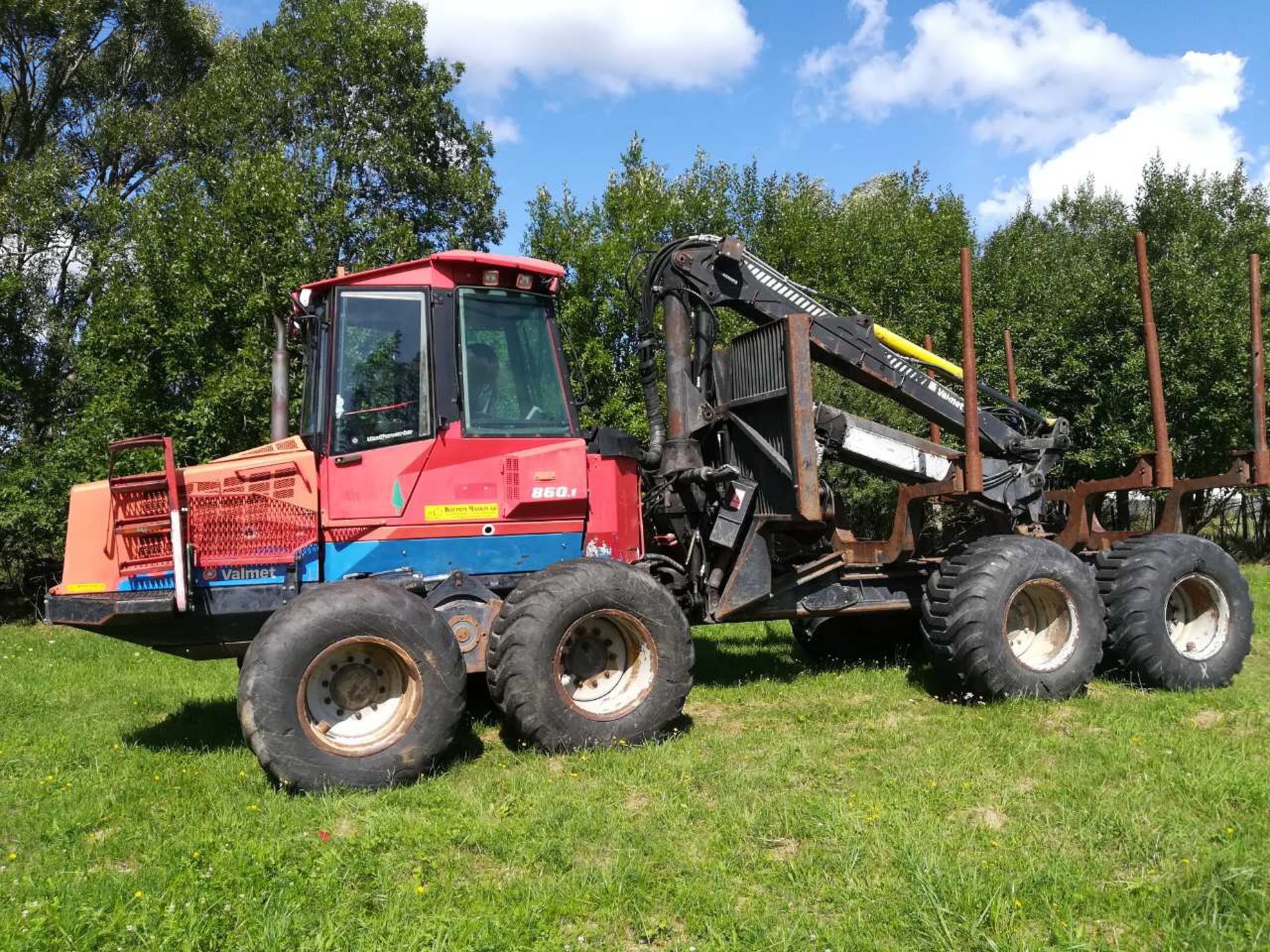 VALMET 860 FORWARDER, ENGINE 140 KW, YEAR 2005, 18,000 HOURS (UNVERIFIED) *NO VAT* - Image 3 of 23