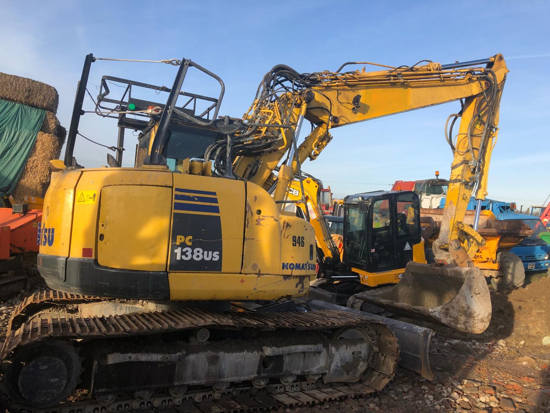 2010 KOMATSU PC138US-11 STEEL TRACKED 13 TONNE EXCAVATOR *PLUS VAT* - Image 2 of 12