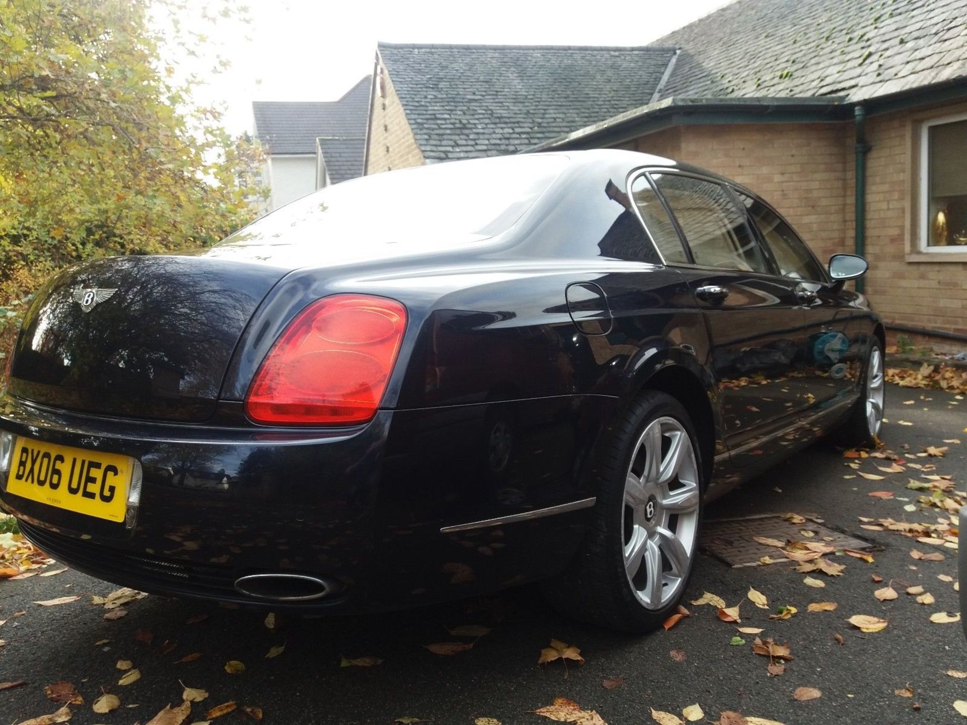 BENTLEY CONTINTENTAL FLYING SPUR - Image 3 of 9