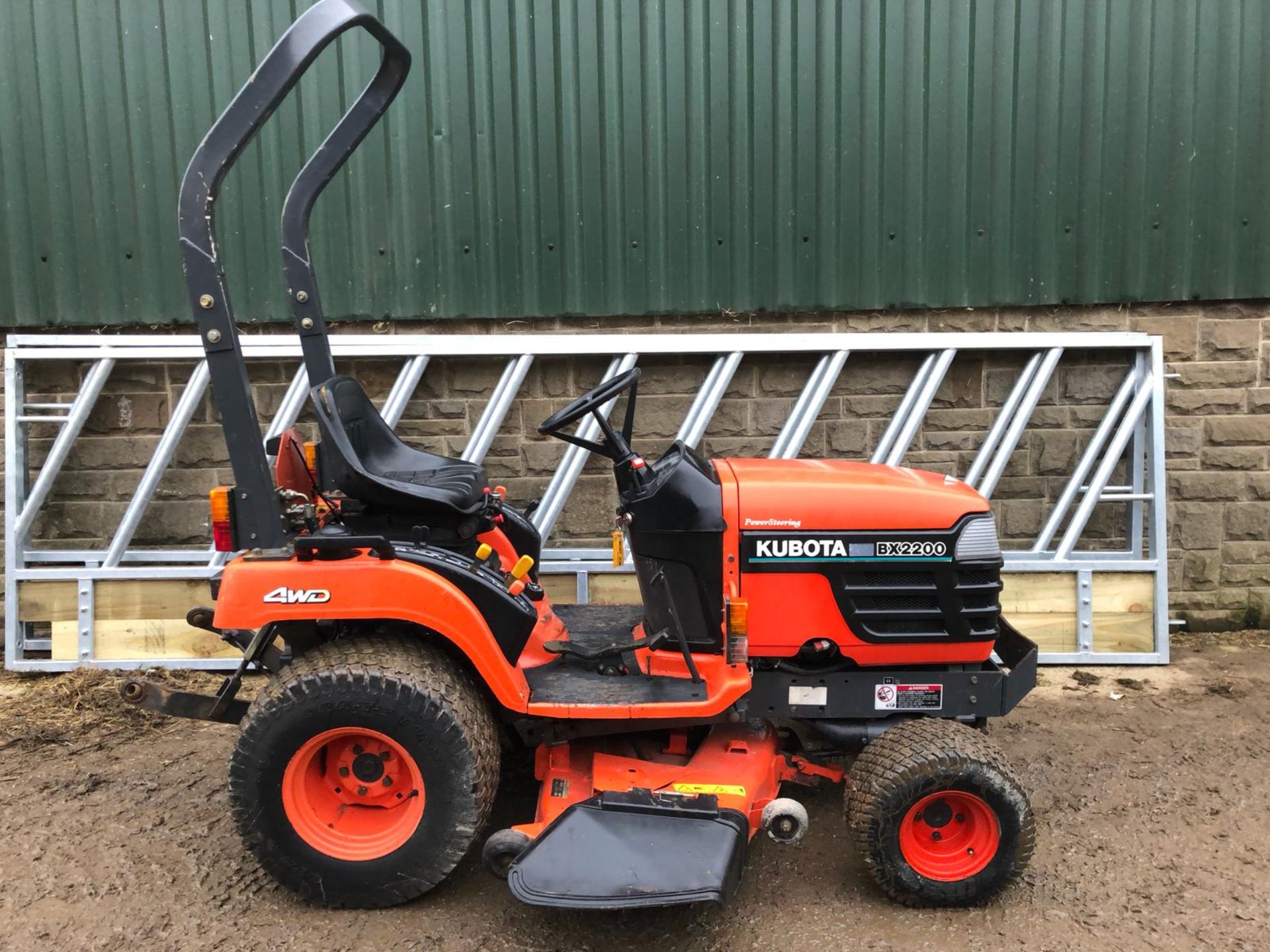 KUBOTA BX2200 4WD RIDE ON DIESEL LAWN MOWER WITH POWER STEERING *PLUS VAT*