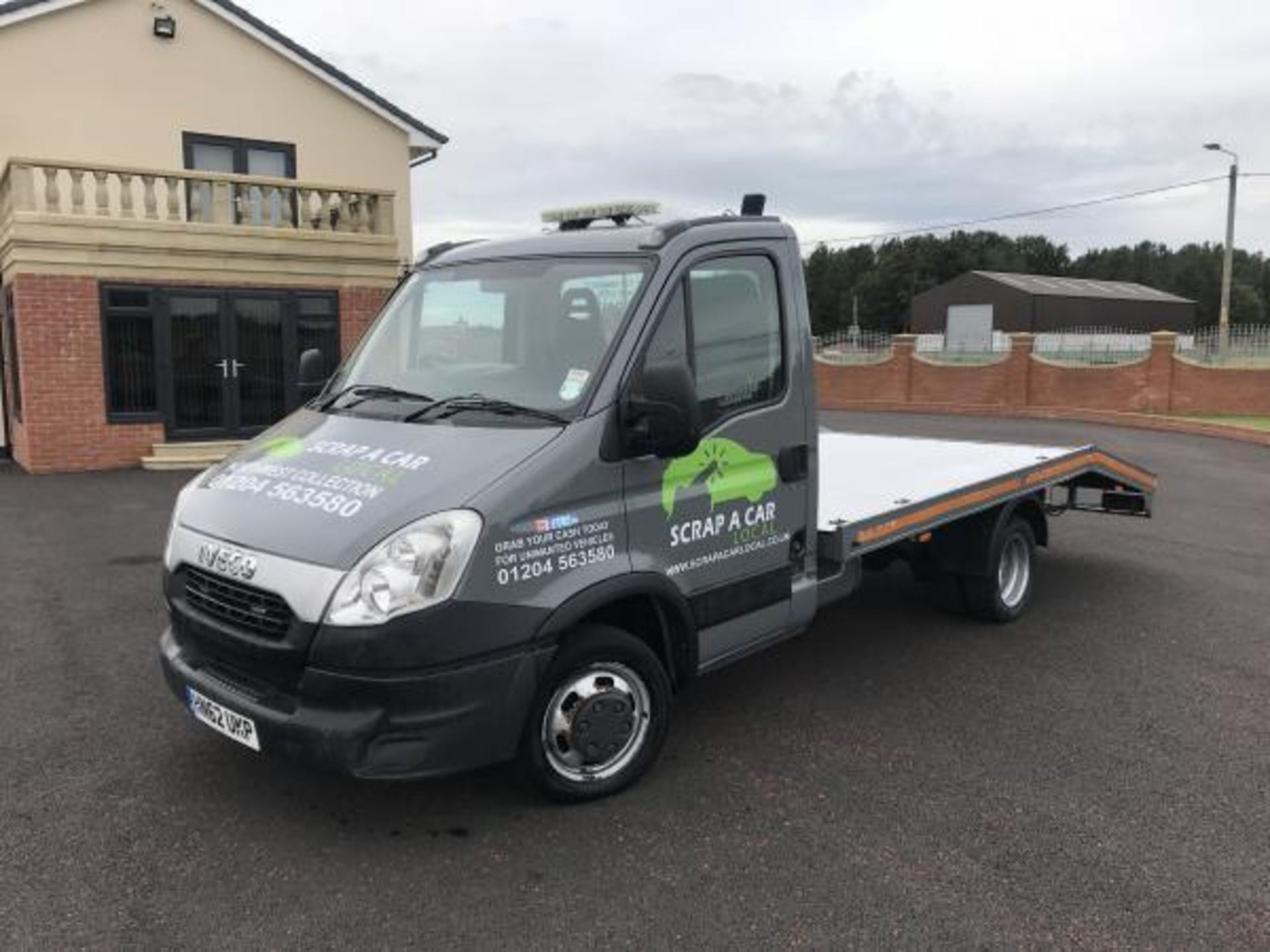 2013/62 REG IVECO DAILY 35C13 MWB TWIN WHEEL RECOVERY TRUCK, SHOWING 1 FORMER KEEPER *NO VAT* - Image 2 of 8