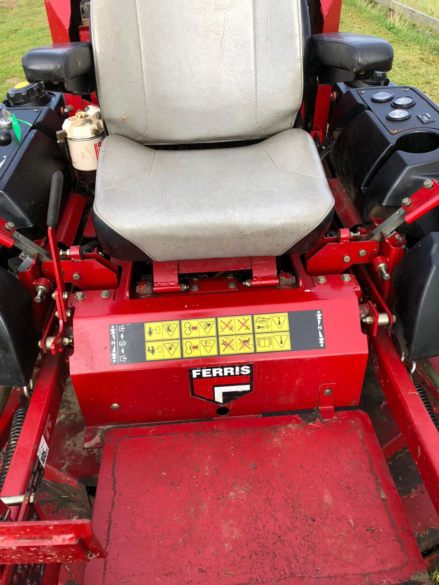 2004 FERRIS Z IS5000 DIESEL RIDE-ON LAWN MOWER, CLEAN MACHINE *PLUS VAT* - Image 13 of 20