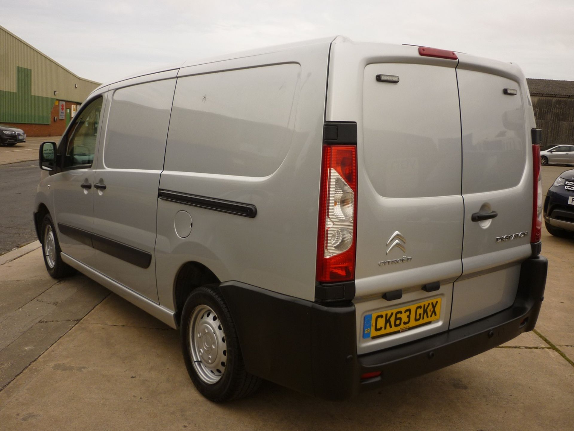 2014/63 REG CITROEN DISPATCH 1200 L2H1 ENTERPRISE SILVER DIESEL PANEL VAN, SHOWING 0 FORMER KEEPERS - Image 5 of 5