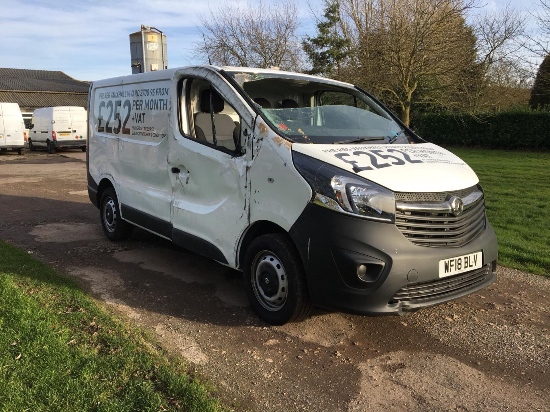 2018/18 REG VAUXHALL VIVARO 2700 CDTI WHITE DIESEL PANEL VAN, SHOWING 0 FORMER KEEPERS *NO VAT*