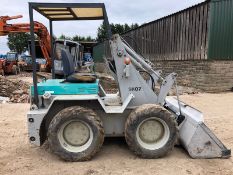 KOMATSU SK07 LOADING SHOVEL, STARTS, DRIVES AND LIFTS SKID STEER *PLUS VAT*