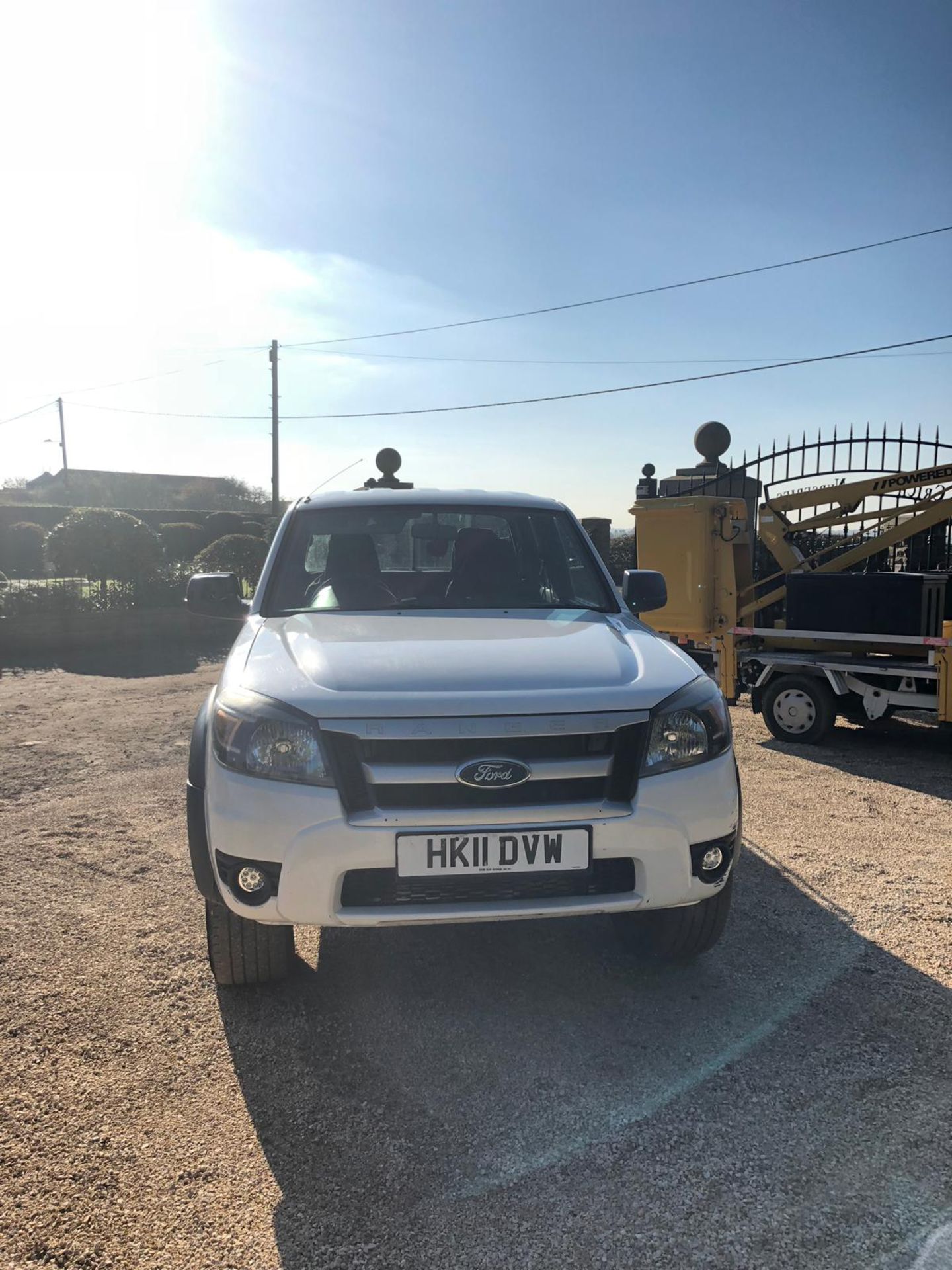 2011/11 REG FORD RANGER XL 4X4 DOUBLE CAB TDCI DIESEL PICK-UP, SHOWING 0 FORMER KEEPERS *NO VAT* - Image 2 of 10