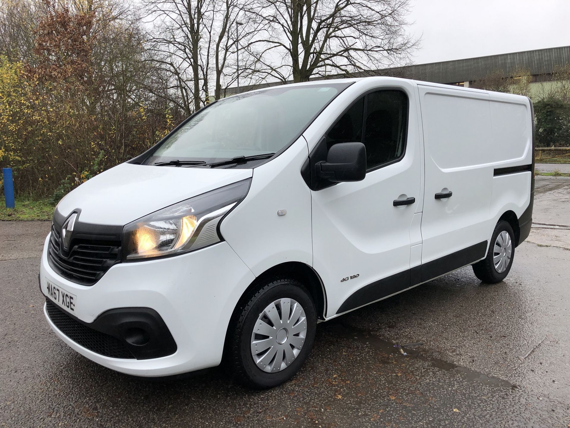 2017/67 REG RENAULT TRAFIC SL27 BUSINESS DCI WHITE DIESEL PANEL VAN SHOWING 1 FORMER KEEPER *NO VAT* - Image 3 of 14