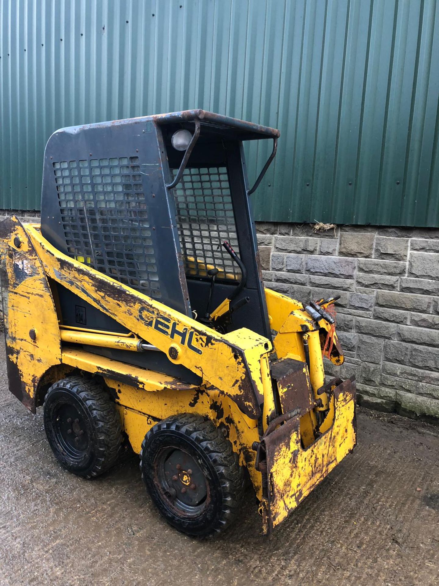 2005 GEHL COMPACT LOADER SKID STEER MODEL SL 1640 *PLUS VAT* - Image 3 of 13