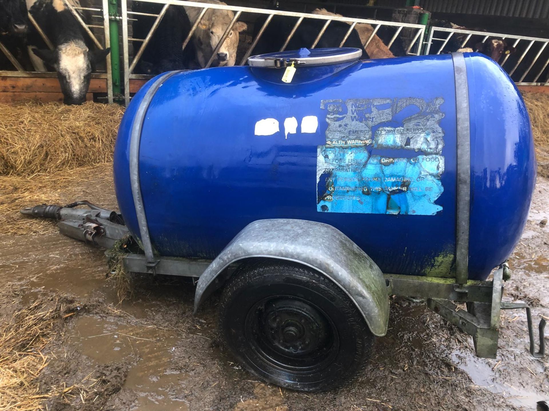 BLUE SINGLE AXLE TOWABLE WATER BOWSER, NORTH WEST WATER *PLUS VAT*