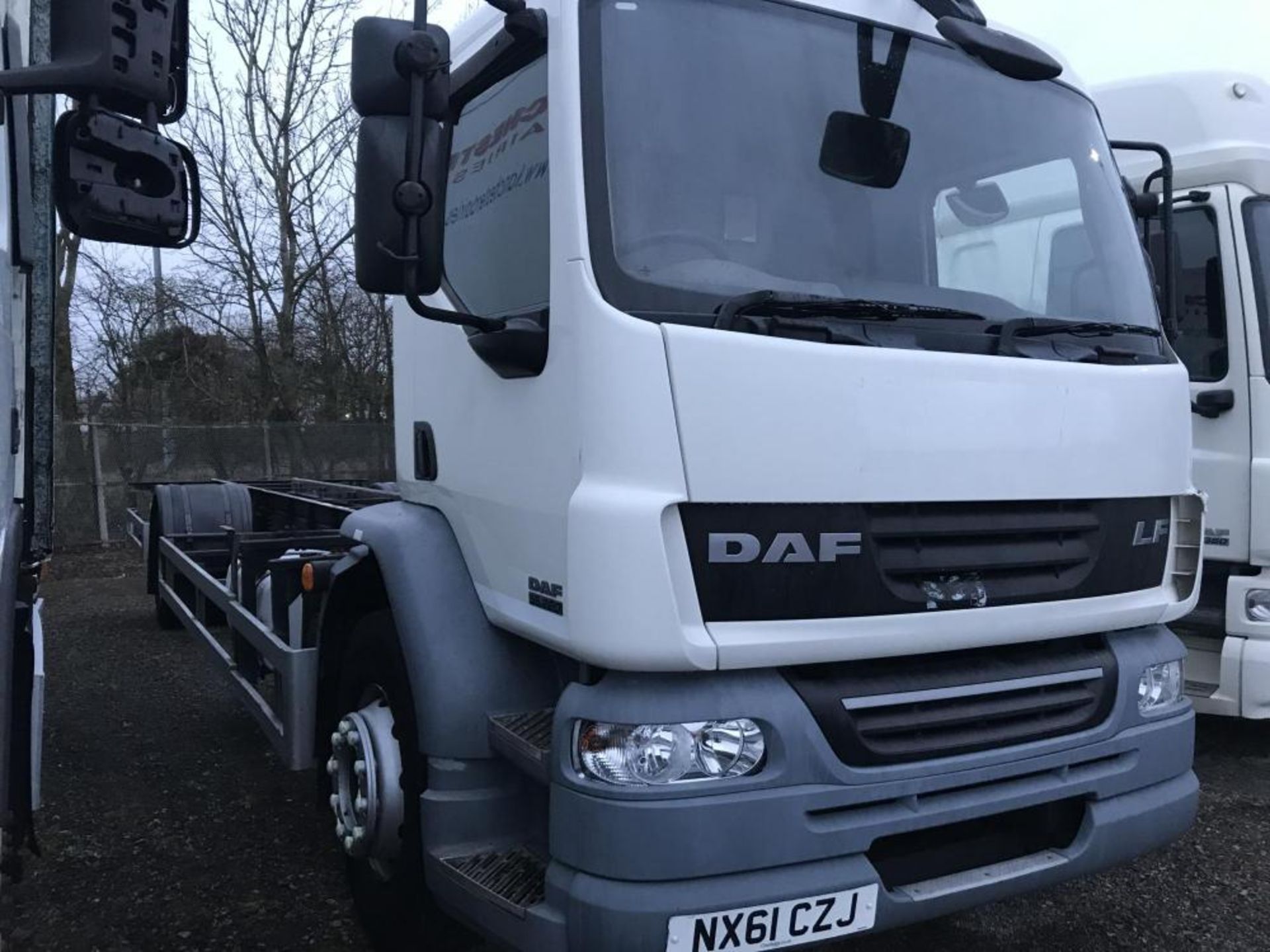 2012/61 REG DAF LF 55.220 18 TON LWB CHASSIS CAB AUTO BOX EURO 5 29FT LONG CHASSIS *PLUS VAT* - Image 3 of 14