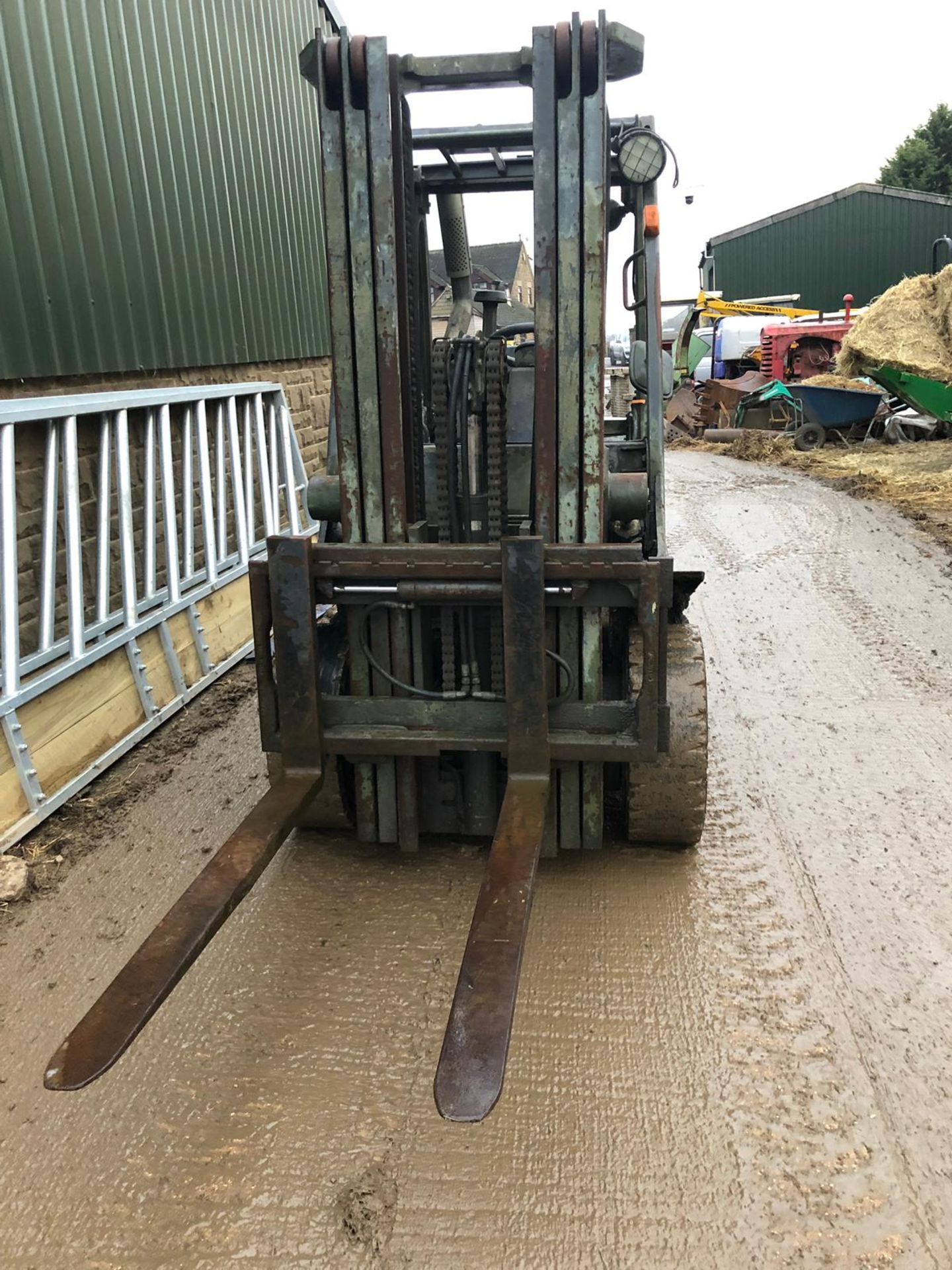 2007 NISSAN 30 DIESEL FORKLIFT 3 TONNE TRIPLE MAST WITH SIDE SHIFT *PLUS VAT* - Image 5 of 8