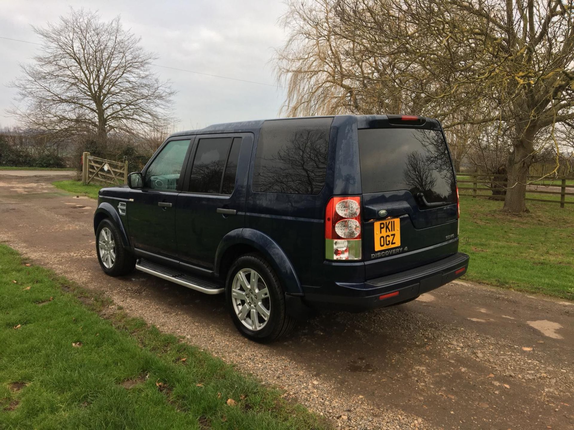 2011/11 REG LAND ROVER DISCOVERY SDV6 AUTOMATIC 245 COMMERCIAL 4X4, SHOWING 1 FORMER KEEPER *NO VAT* - Image 5 of 14