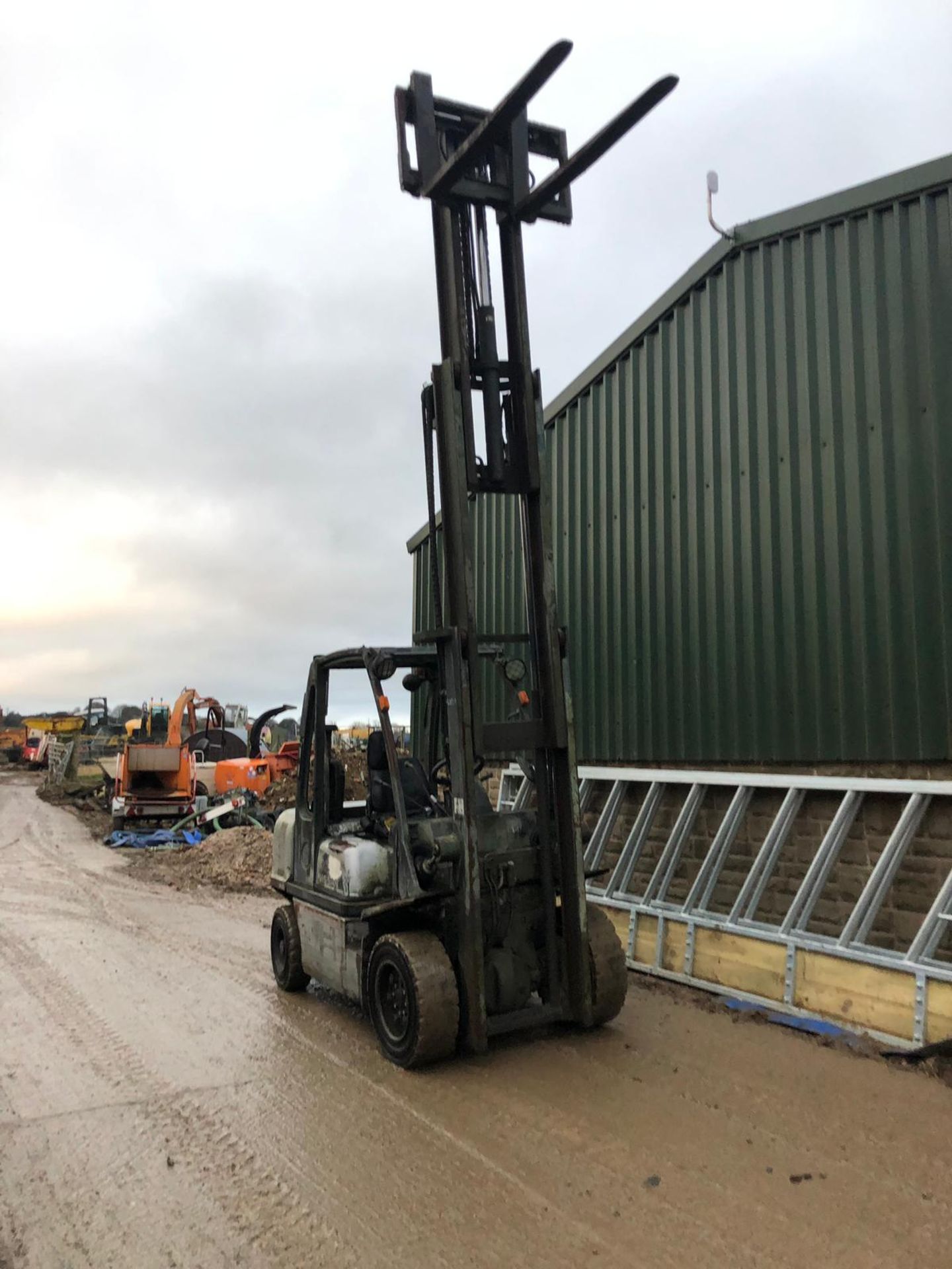 2007 NISSAN 30 DIESEL FORKLIFT 3 TONNE TRIPLE MAST WITH SIDE SHIFT *PLUS VAT*