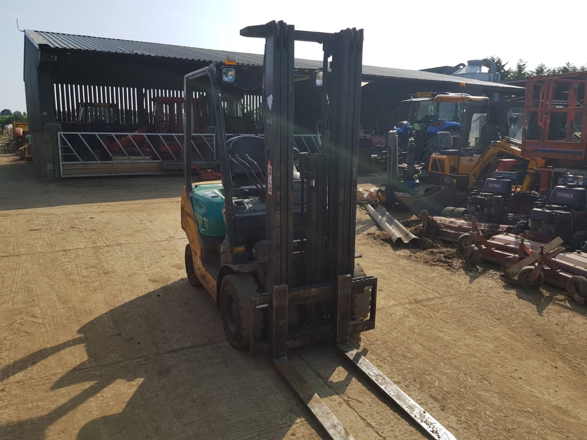 2006 KOMATSU FD18T-20R 1.8 TON TWIN MAST FORKLIFT WITH SIDE SHIFT *PLUS VAT* - Image 5 of 5