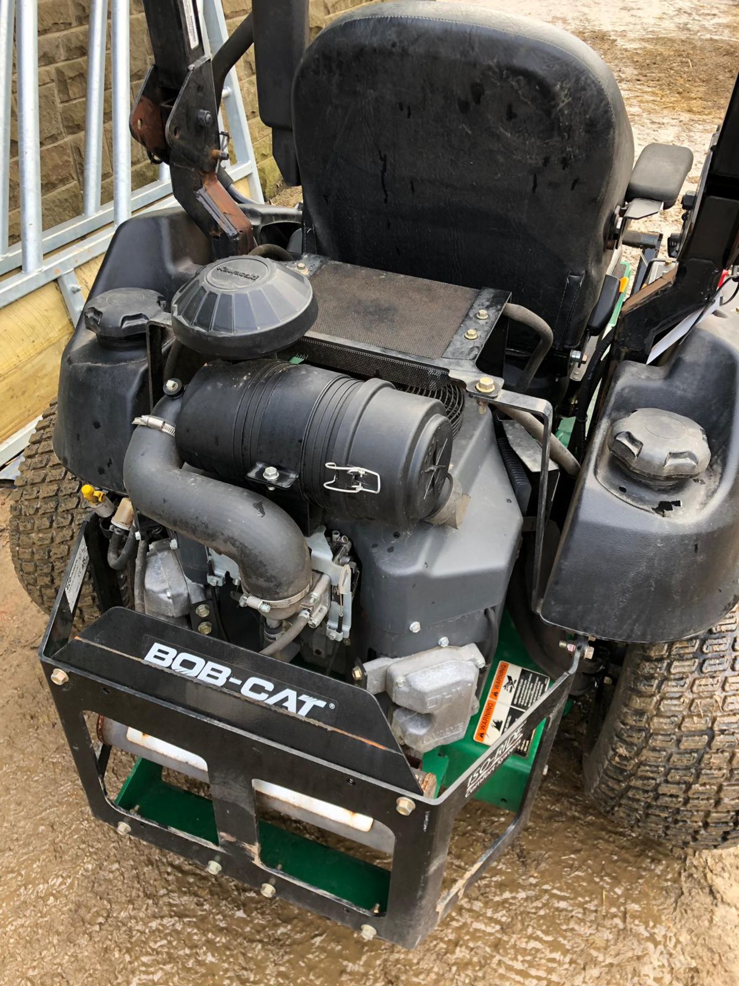 2015 BOBCAT PREDATOR PRO ZERO TURN RIDE ON LAWN MOWER *PLUS VAT* - Image 8 of 13