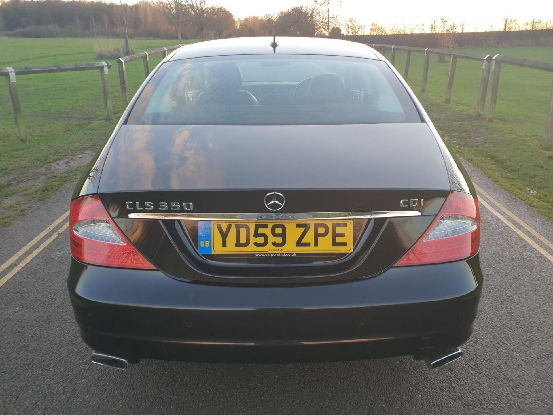 2009/59 REG MERCEDES-BENZ CLS350 CDI AUTO BLACK DIESEL COUPE, SHOWING 2 FORMER KEEPERS *NO VAT* - Image 6 of 12