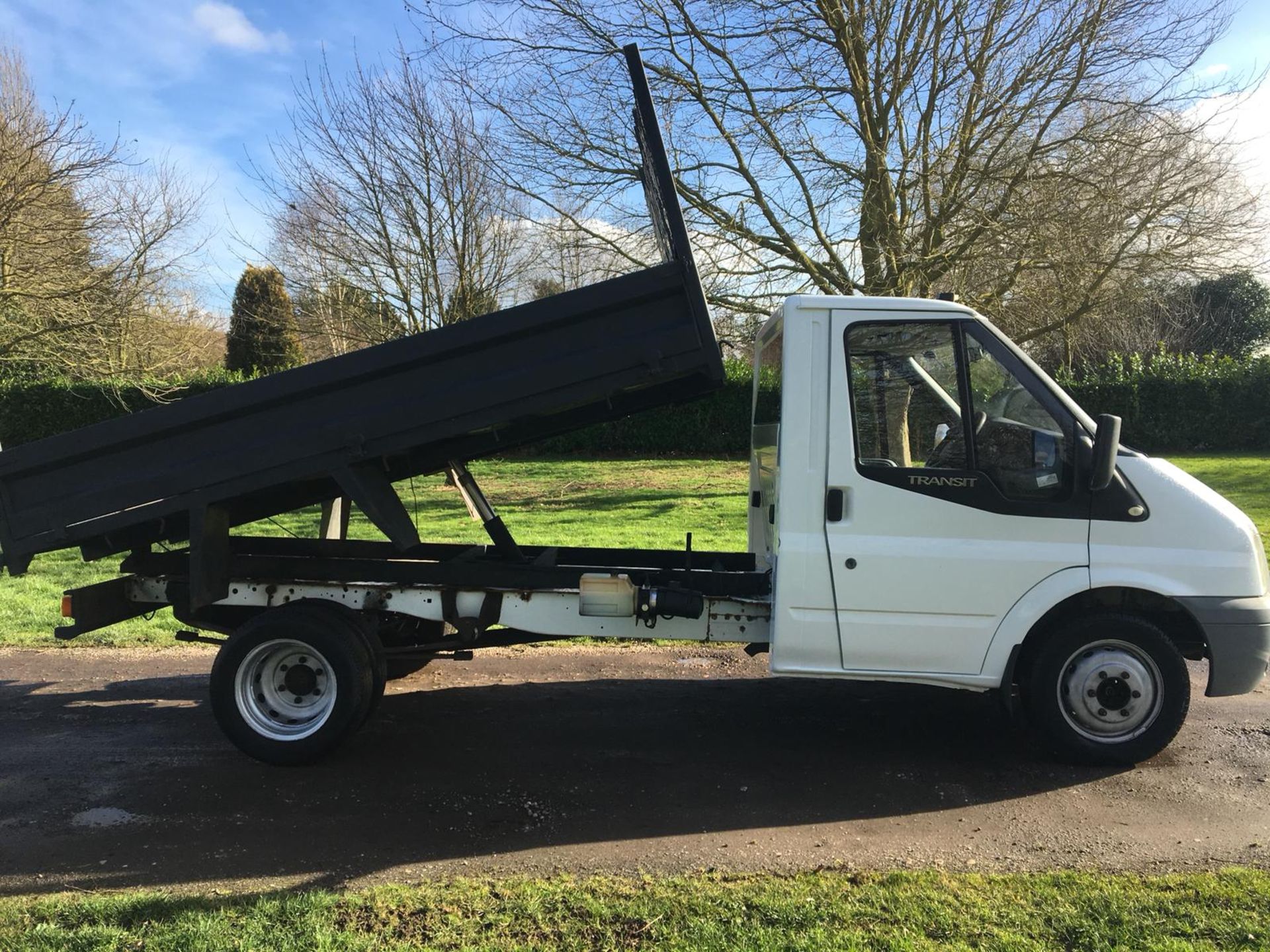 2007/57 REG FORD TRANSIT 100 T350M RWD WHITE 2.4 DIESEL TIPPER, SHOWING 0 FORMER KEEPERS *NO VAT* - Image 8 of 13