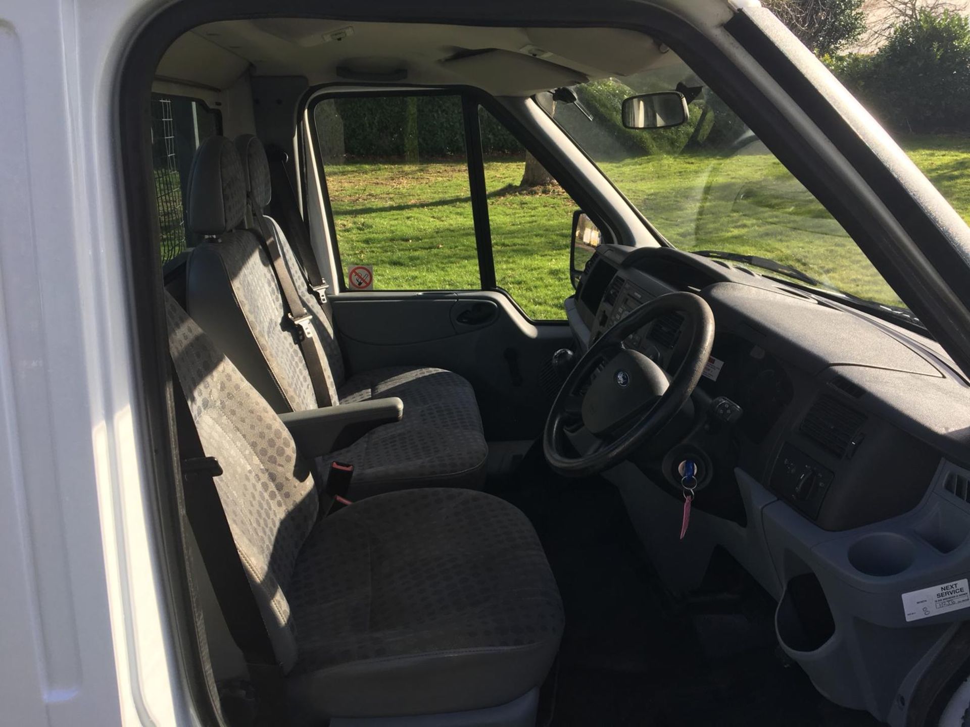 2007/57 REG FORD TRANSIT 100 T350M RWD WHITE 2.4 DIESEL TIPPER, SHOWING 0 FORMER KEEPERS *NO VAT* - Image 9 of 13