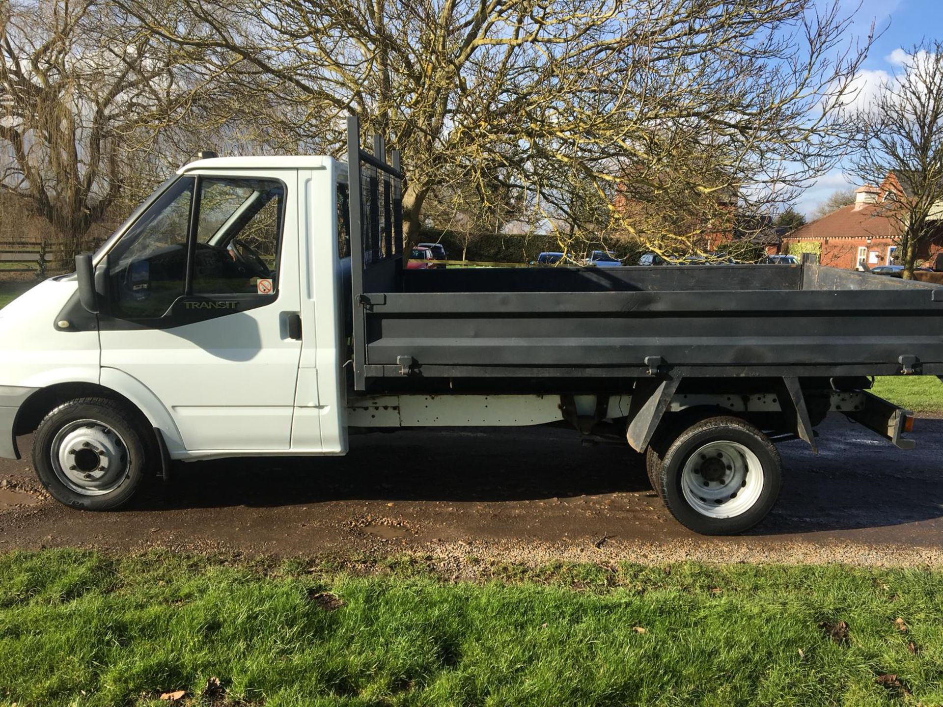 2007/57 REG FORD TRANSIT 100 T350M RWD WHITE 2.4 DIESEL TIPPER, SHOWING 0 FORMER KEEPERS *NO VAT* - Image 4 of 13