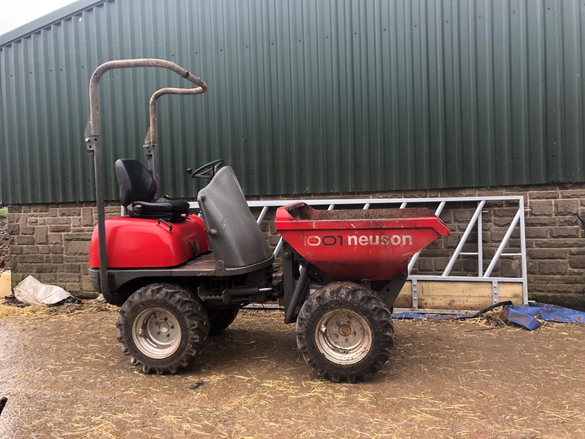 WACKER NEUSON 1001 HI-TIP DUMPER, STARTS RUNS AND TIPS *PLUS VAT*