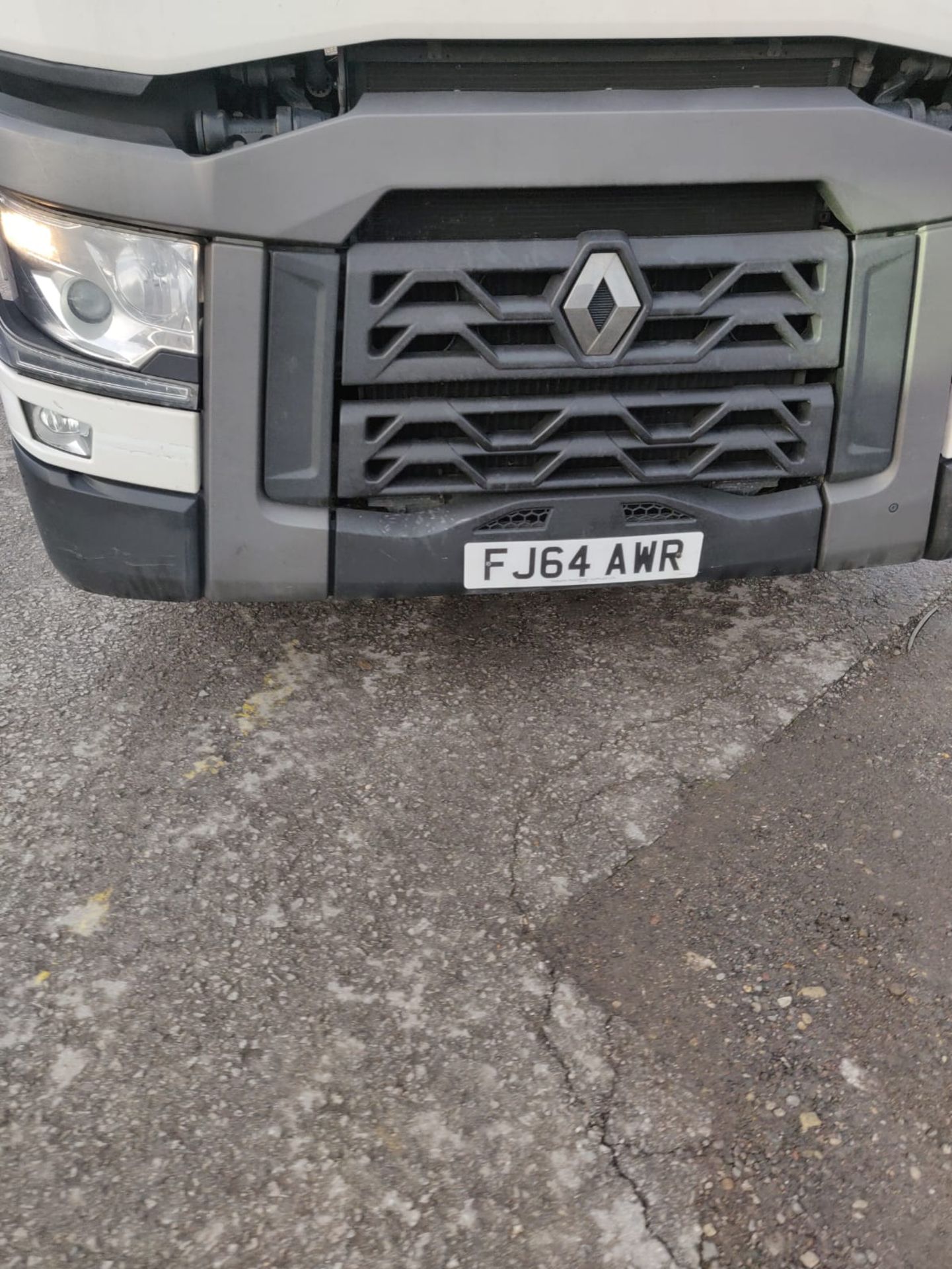 2014/64 EURO 6 RENAULT TRUCKS WHITE DIESEL HEAVY HAULAGE TRACTOR UNIT, ONE OWNER FROM NEW *PLUS VAT* - Image 3 of 6
