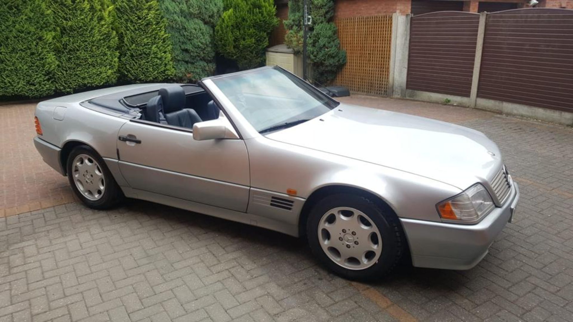 1995/M REG MERCEDES SL280 AUTO 2.8 SILVER PETROL CONVERTIBLE - FULL SERVICE HISTORY *NO VAT*