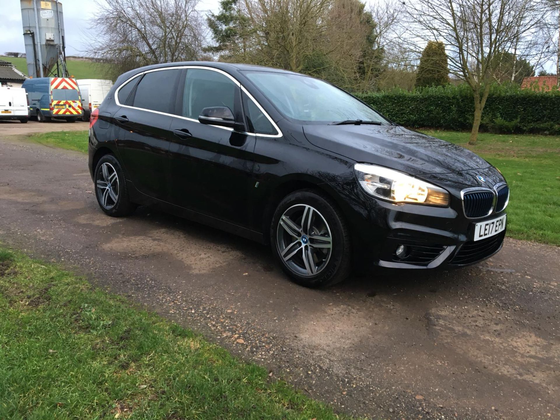 2017/17 REG BMW 225XE SPORT PHEV AUTO 1.5 HYBRID ELECTRIC BLACK 5 DOOR HATCHBACK *NO VAT*