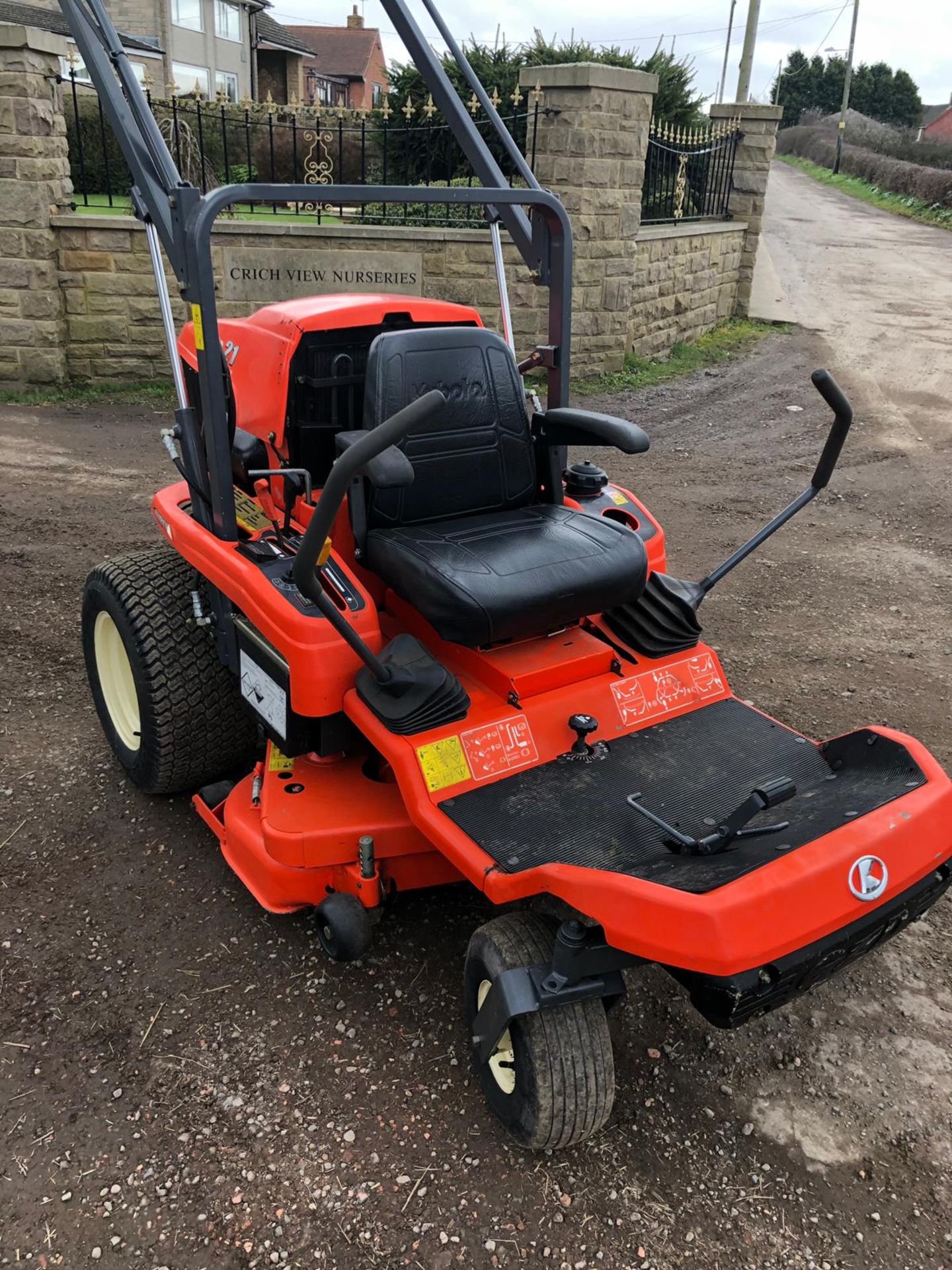 2008 KUBOTA GZD21 ZERO TURN RIDE ON HIGH TIP LAWN MOWER *NO VAT* - Image 3 of 6