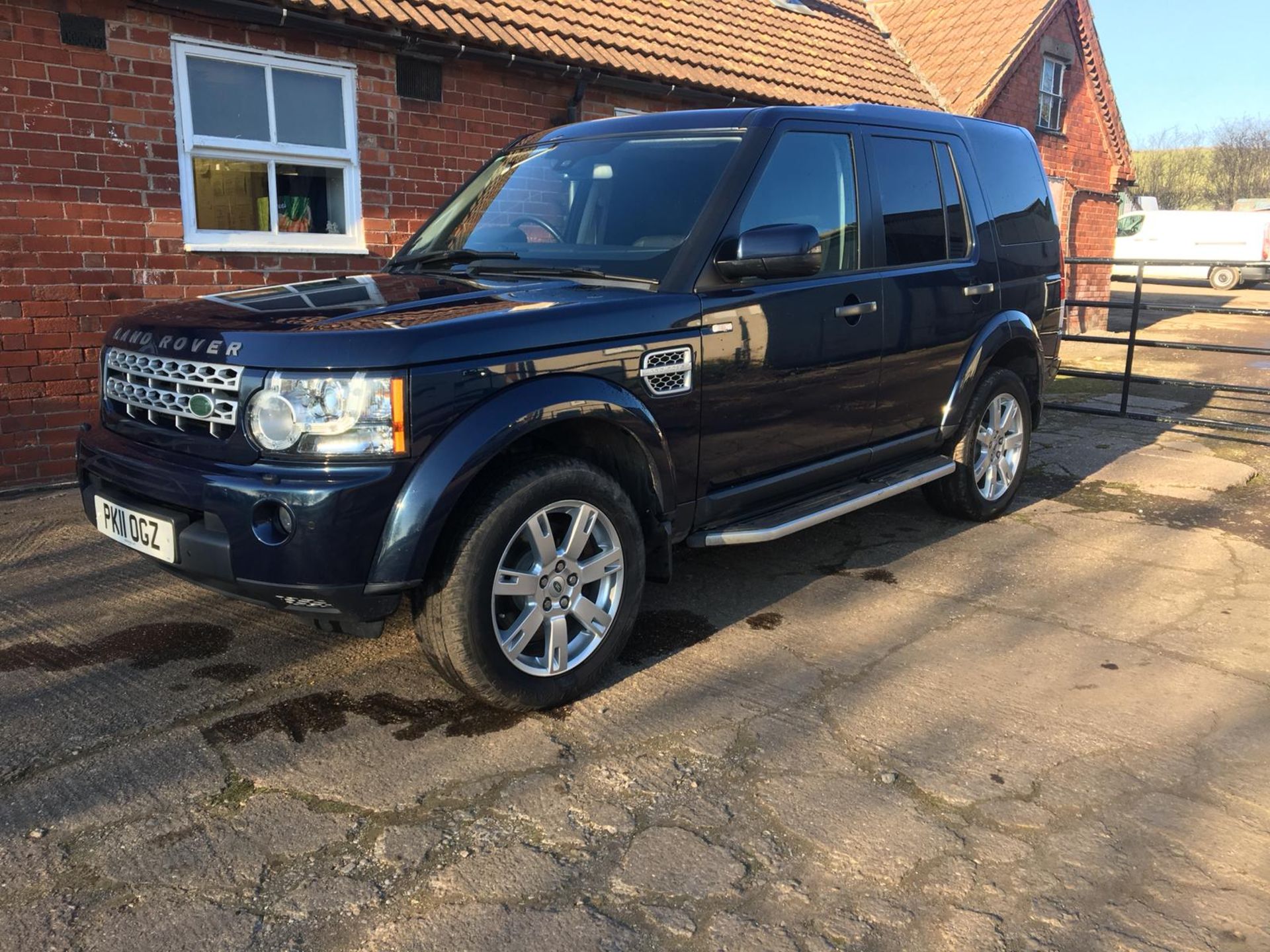 2011/11 REG LAND ROVER DISCOVERY SDV6 AUTO 245 COMMERCIAL DIESEL 4X4 *NO VAT* - Image 3 of 14