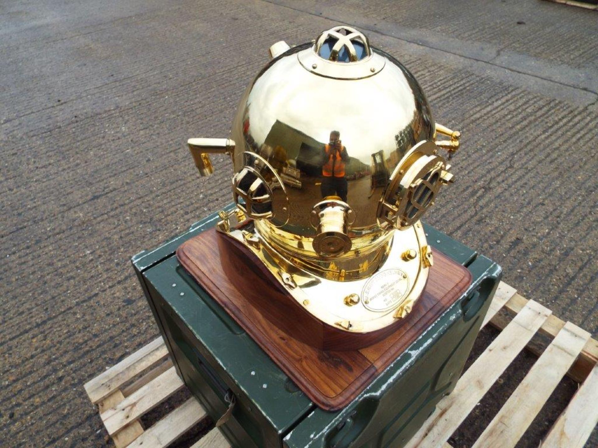 Replica Full Size U.S. Navy Mark V Brass Diving Helmet on Wooden Display Stand. - Image 2 of 5