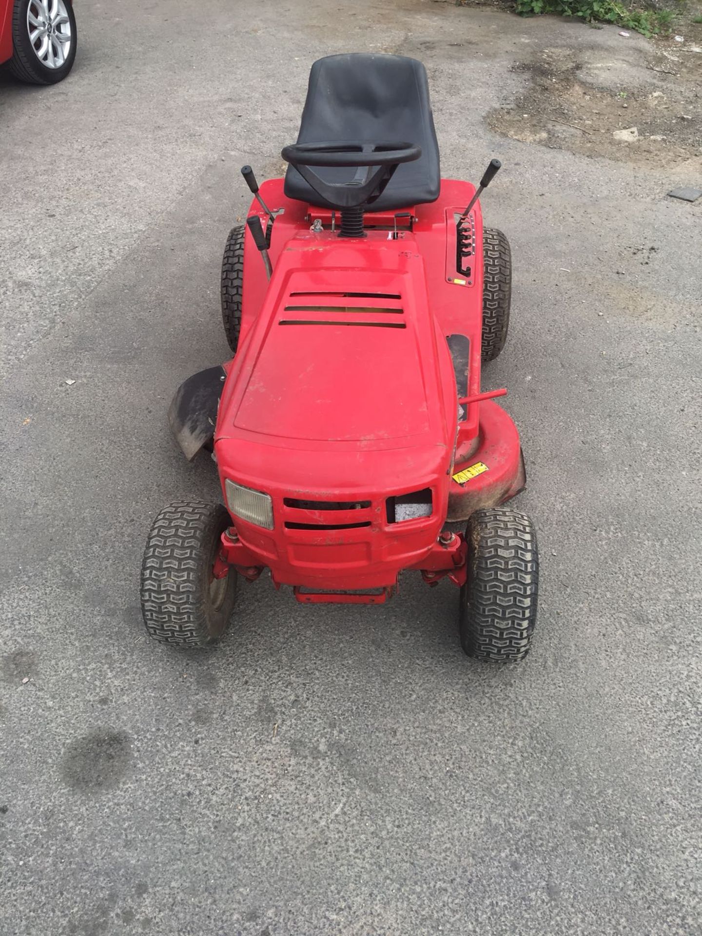 1998 MURRAY 125/96 RIDE ON LAWN MOWER *NO VAT* - Image 2 of 7