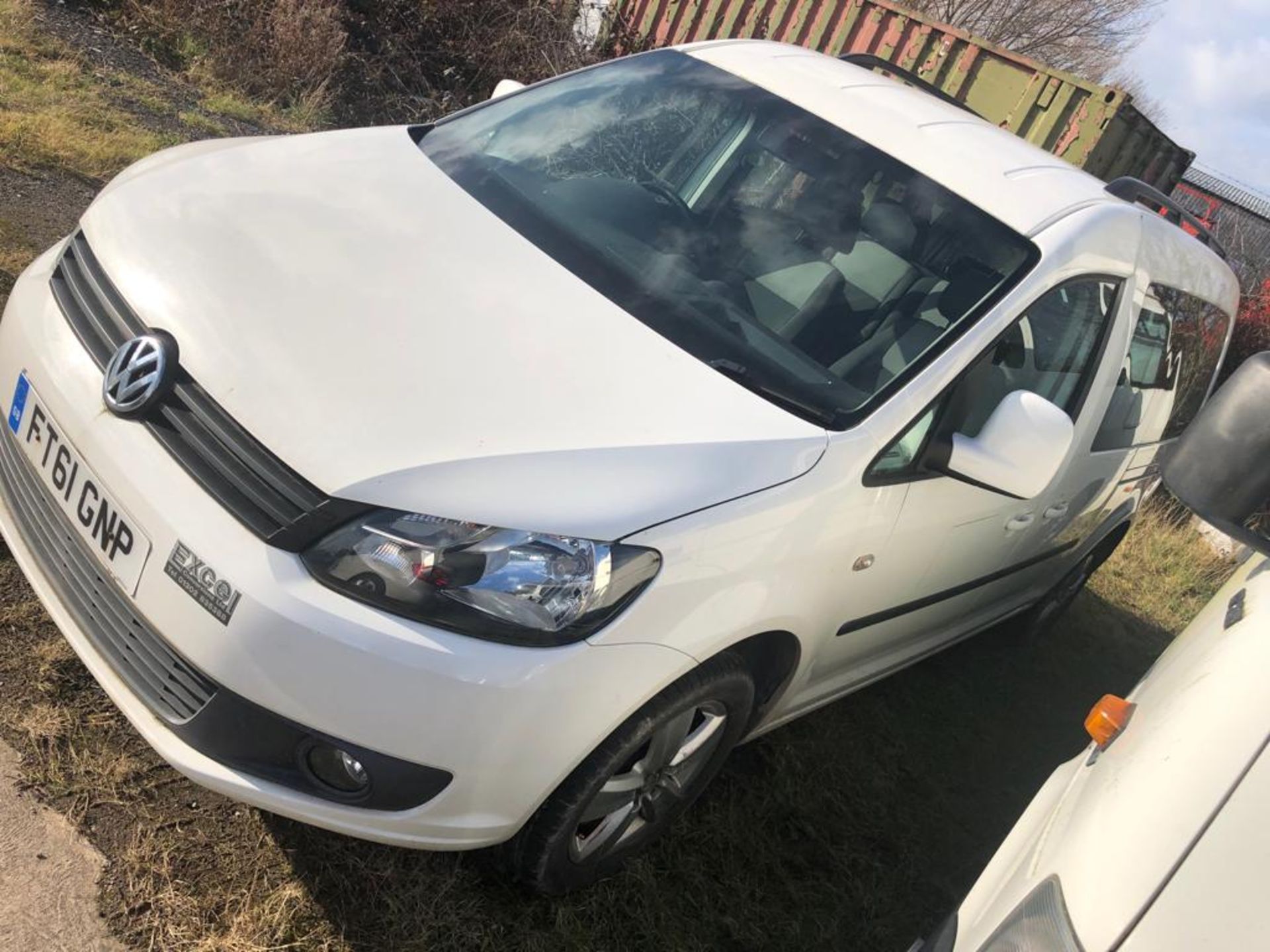 2012 VOLKSWAGEN CADDY MAXI C20 BLUE MOTION 1.6D MPV - WHEEL CHAIR ACCESSIBLE 5+1 OR 7 SEAT - NO VAT - Image 2 of 10