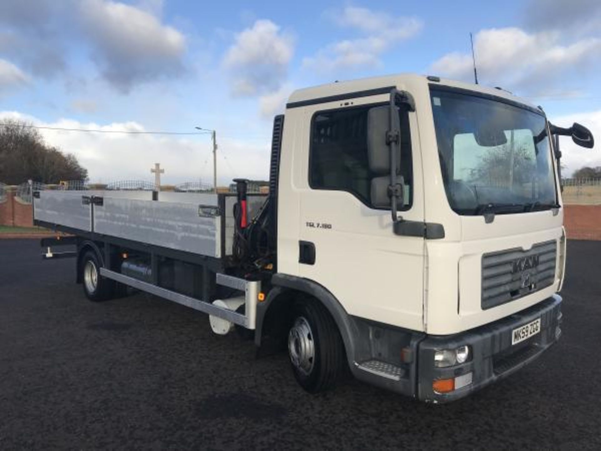 2009/59 REG MAN TGL 7.180 WITH HIAB 060 CRANE TGL CRANE MANUAL GEARBOX *PLUS VAT* - Image 2 of 18