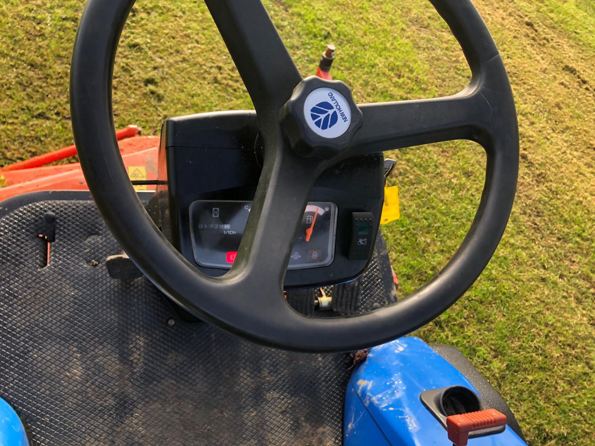 2010/60 REG NEW HOLLAND MC35 4WD RIDE ON LAWN MOWER LOW HOURS *PLUS VAT* - Image 12 of 21