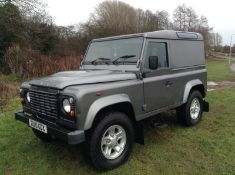 2010/10 REG LAND ROVER DEFENDER 90 HARD TOP GREY 2.4 DIESEL LIGHT 4X4, SHOWING 1 FORMER KEEPER