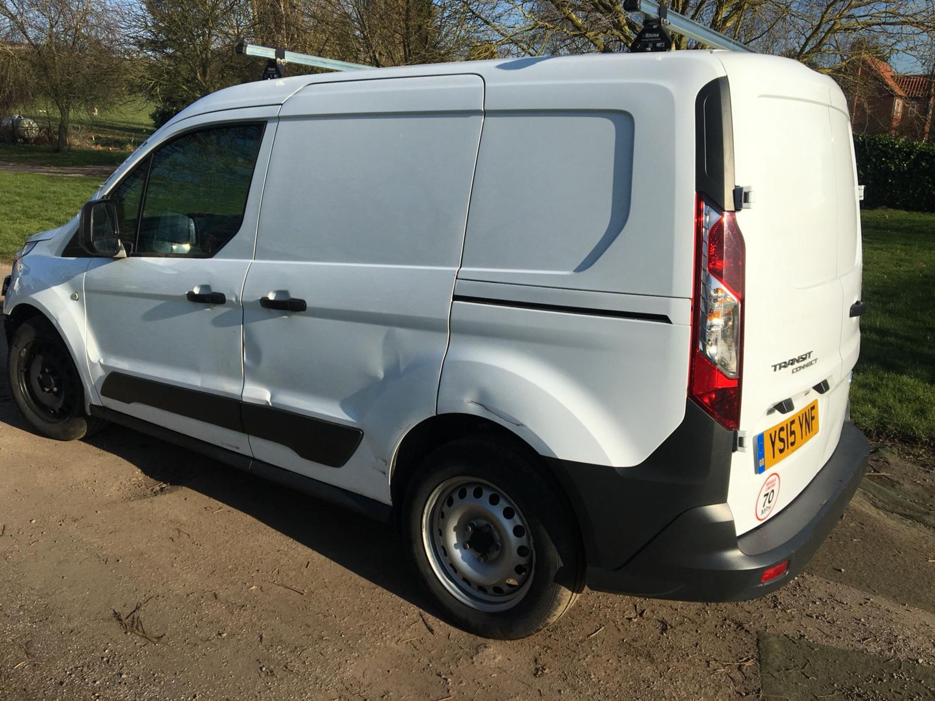 2015/15 REG FORD TRANSIT CONNECT 200 1.6 DIESEL WHITE PANEL VAN, SHOWING 0 FORMER KEEPERS *NO VAT* - Image 4 of 8