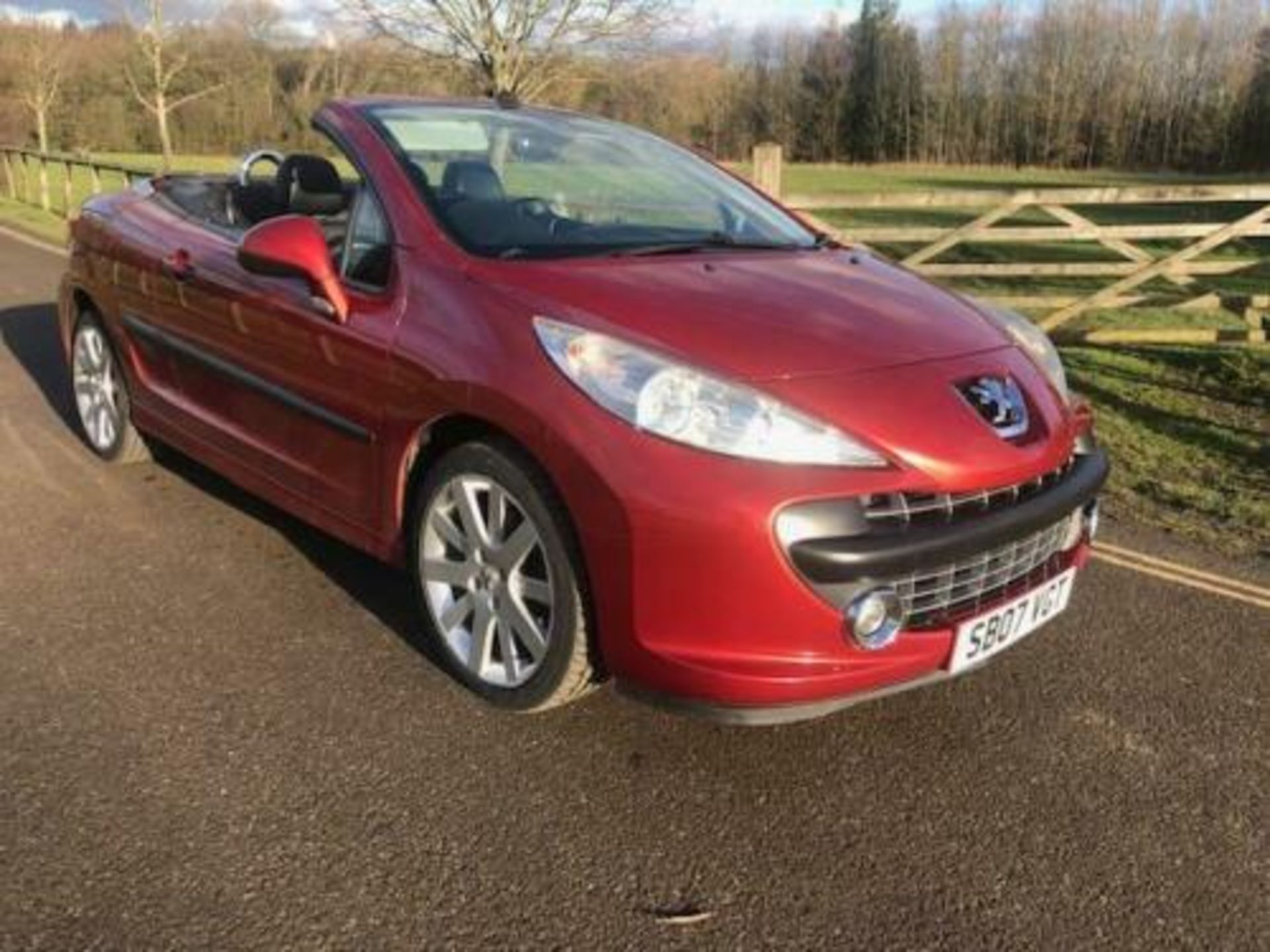 2007/07 REG PEUGEOT 207 GT TURBO CC CONVERTIBLE RED 1.6 PETROL ENGINE *NO VAT*