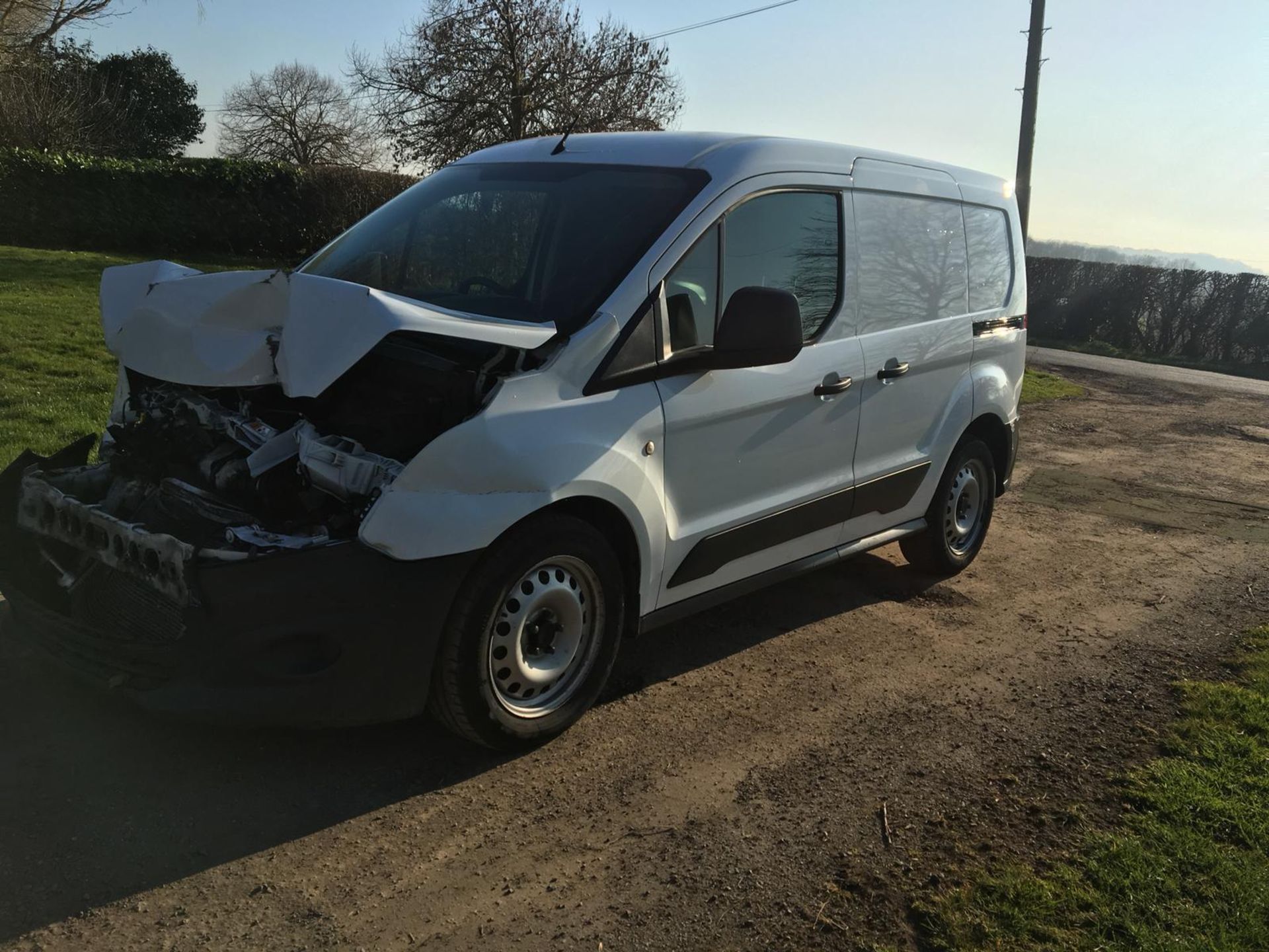 2015/65 REG FORD TRANSIT CONNECT 200 1.6 DIESEL WHITE PANEL VAN, SHOWING 0 FORMER KEEPERS *NO VAT* - Image 3 of 8