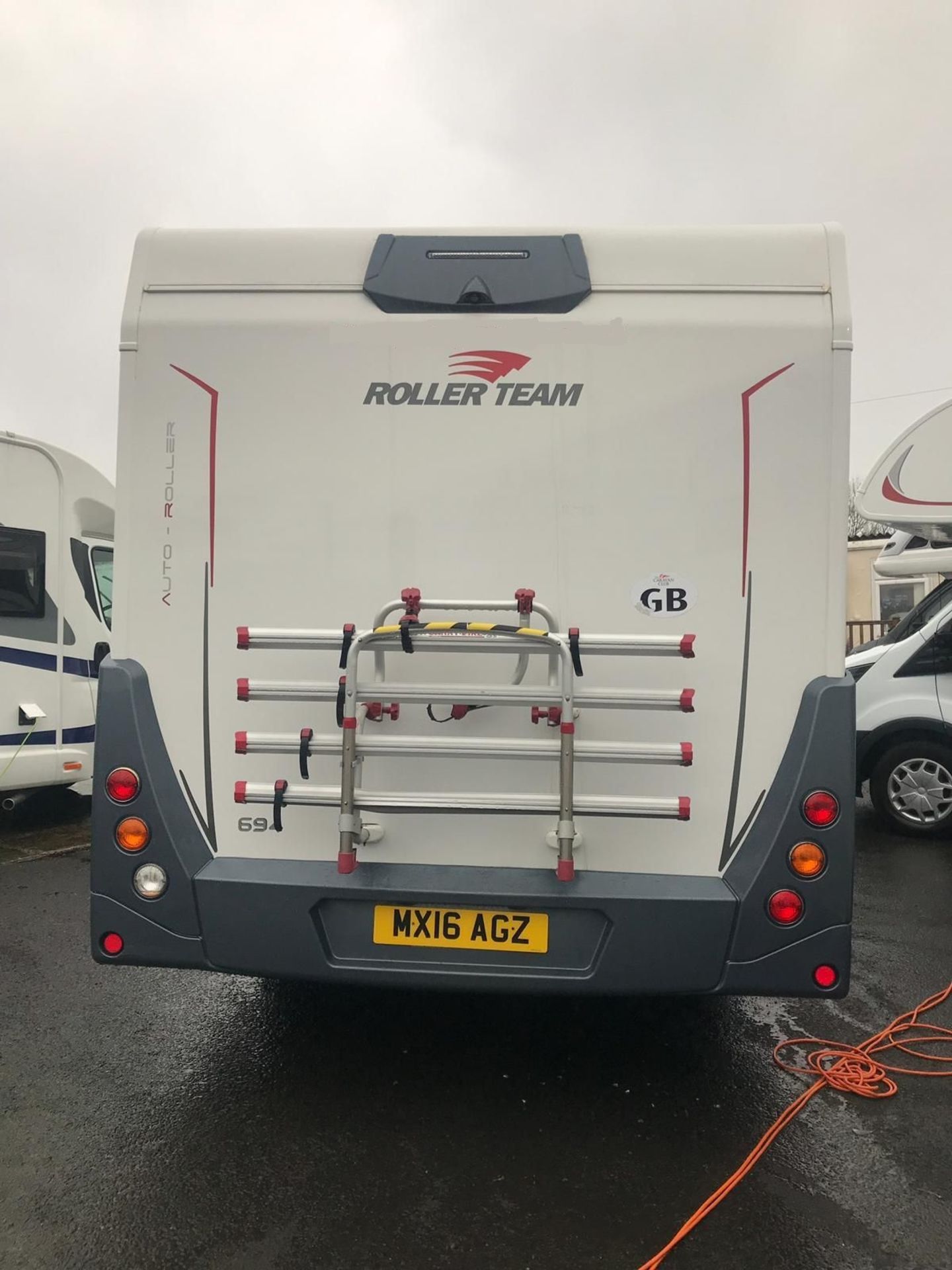 2016 FIAT ROLLERTEAM AUTO-ROLLER 69 2.3 DIESEL 4 BERTH MOTOR CARAVAN, SHOWING 0 FORMER KEEPERS - Image 5 of 15