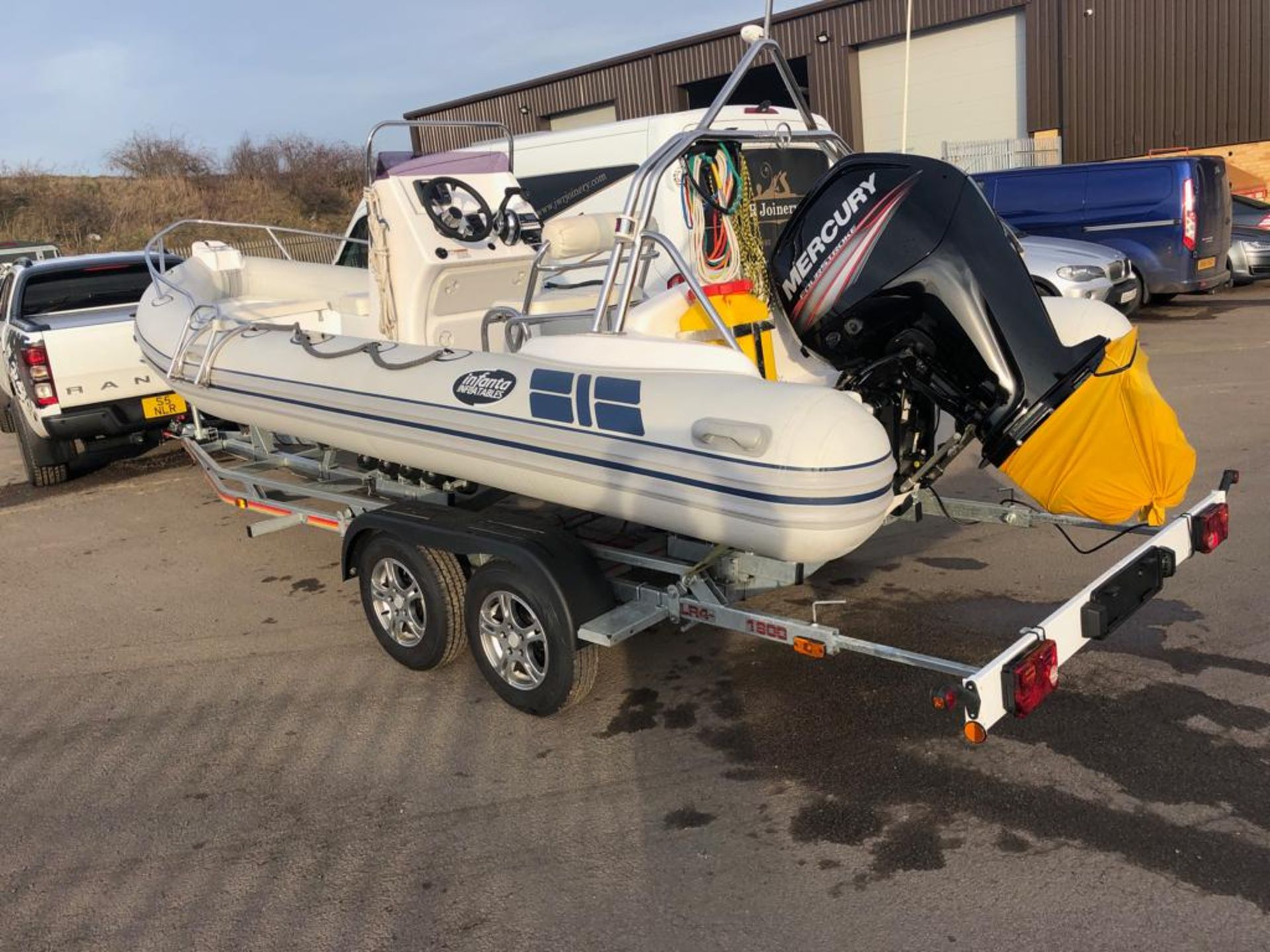 2017 RIB INFLATABLE SKI LEISURE BOAT C/W TWIN AXLE TRAILER & MERCURY 4 STROKE 150 HP ENGINE - Image 6 of 36