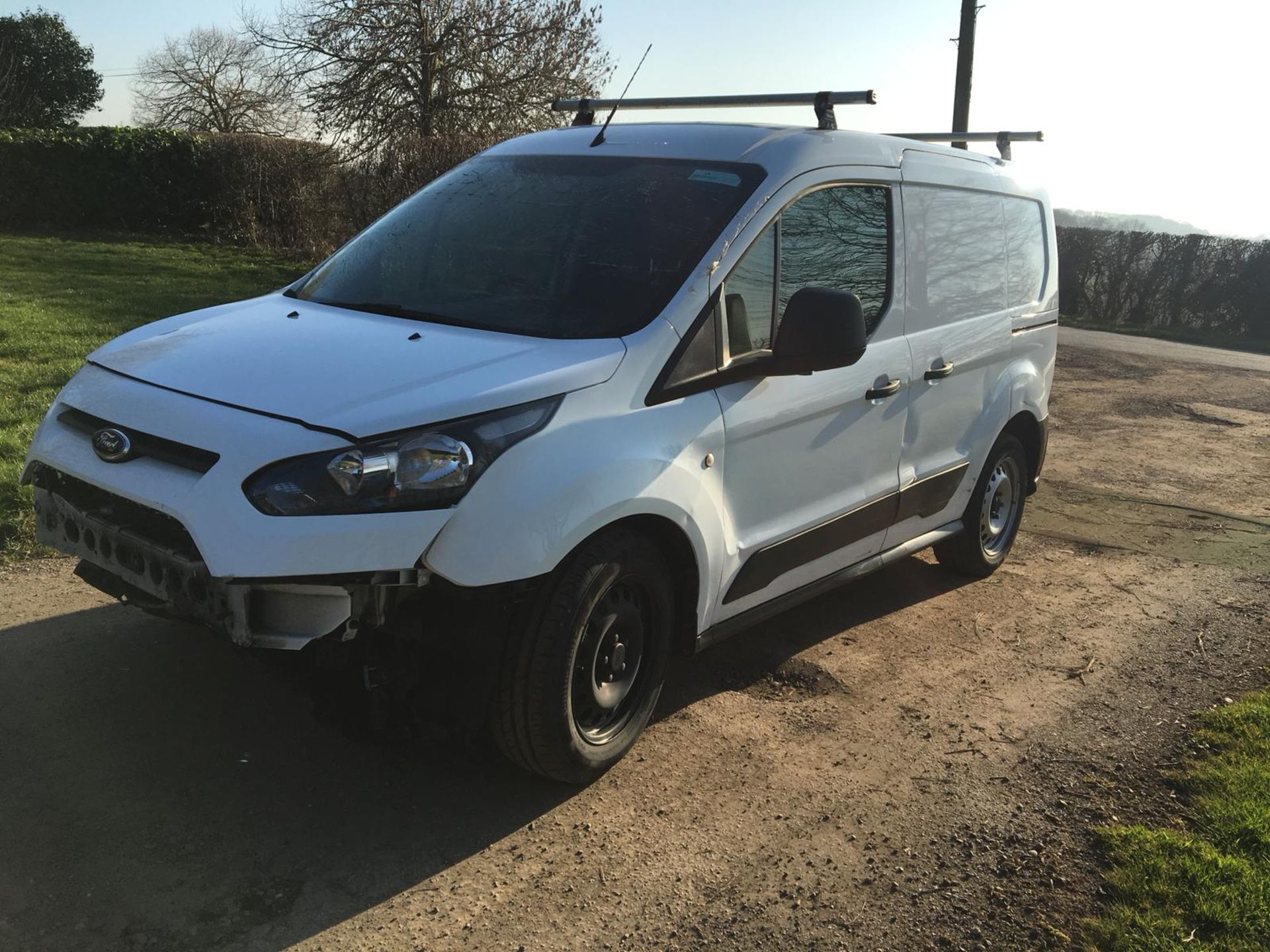 2015/15 REG FORD TRANSIT CONNECT 200 1.6 DIESEL WHITE PANEL VAN, SHOWING 0 FORMER KEEPERS *NO VAT* - Image 3 of 8