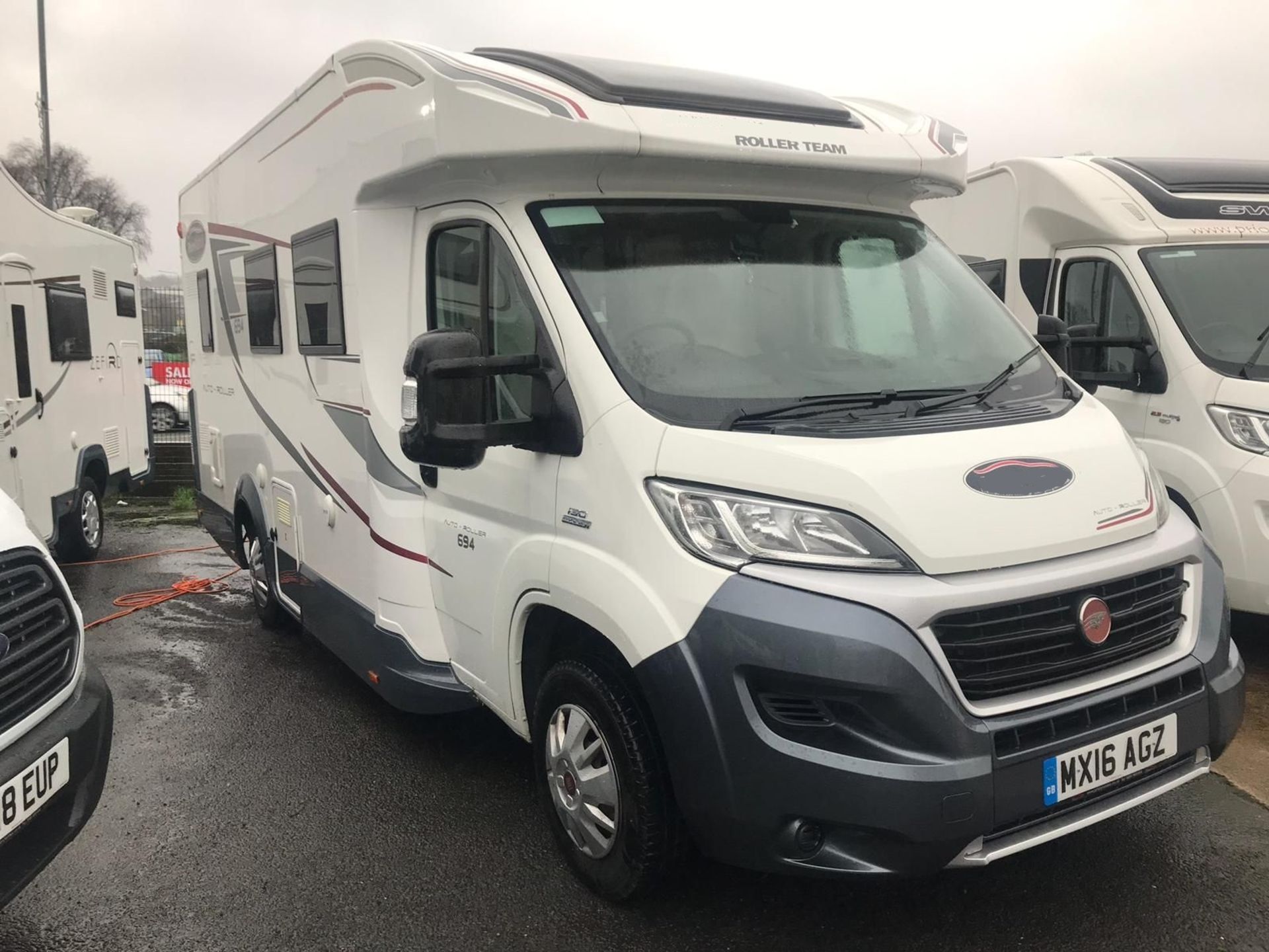 2016 FIAT ROLLERTEAM AUTO-ROLLER 69 2.3 DIESEL 4 BERTH MOTOR CARAVAN, SHOWING 0 FORMER KEEPERS