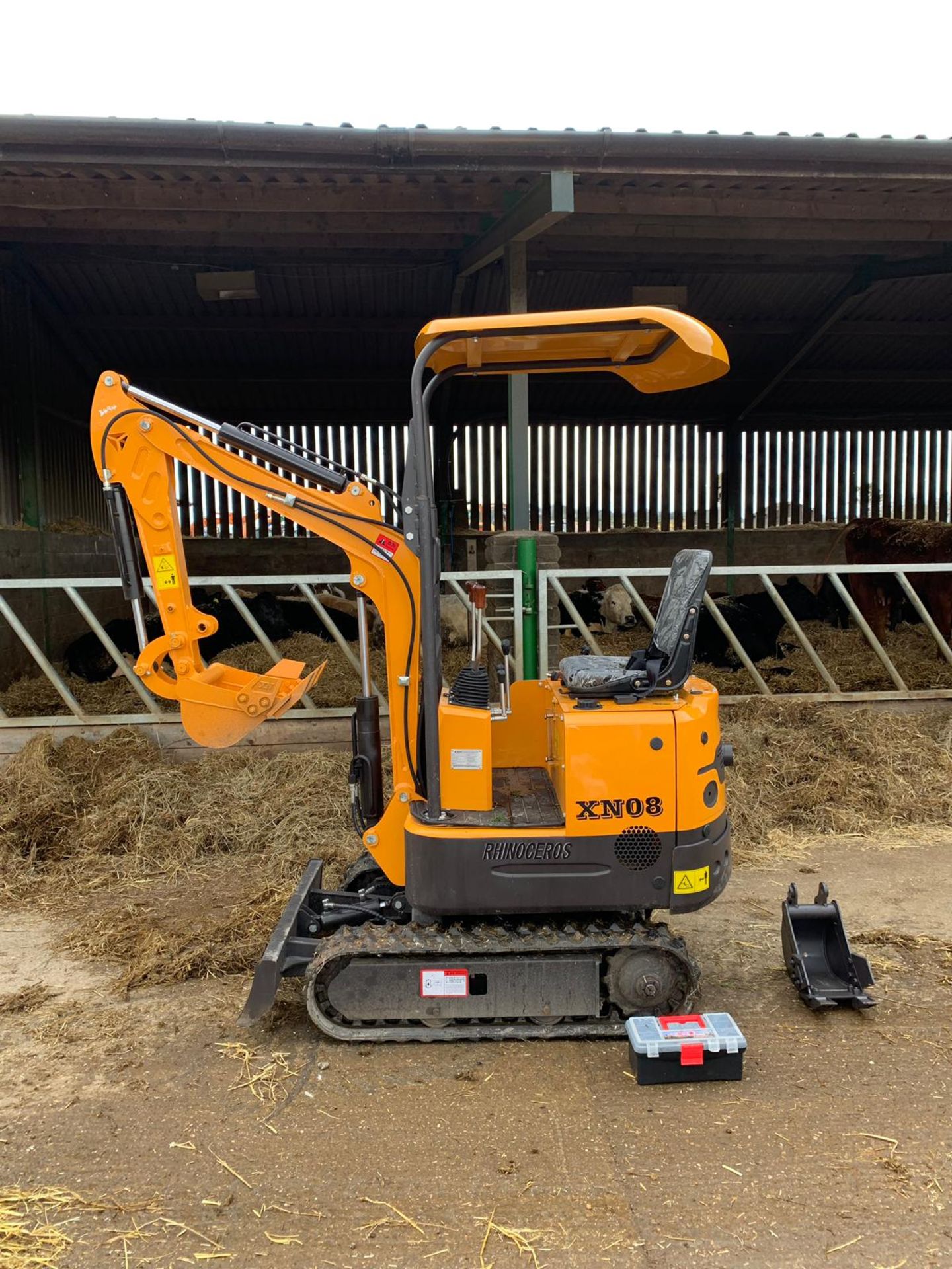 0 HOURS! MINI EXCAVATOR MICRO RHINOCEROS XN08, BRAND NEW, 2 BUCKETS, CE MARKED *PLUS VAT* - Image 6 of 13