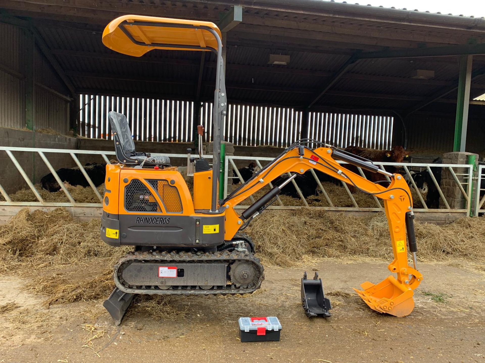 0 HOURS! MINI EXCAVATOR MICRO RHINOCEROS XN08, BRAND NEW, 2 BUCKETS, CE MARKED *PLUS VAT*