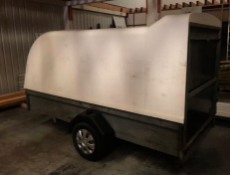 SPECIALIST SINGLE AXLE TOWABLE MOTORBIKE TRANSPORT COVERED TRAILER RAMP *PLUS VAT* - £1500 RESERVE!