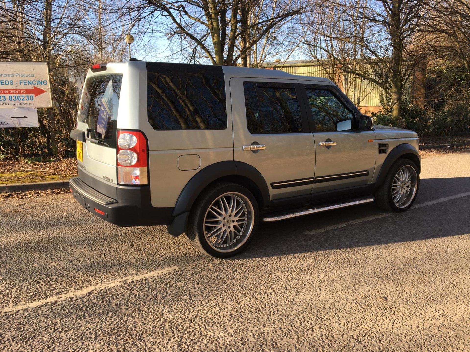 2006/06 REG LAND ROVER DISCOVERY 3 TDV6 S AUTOMATIC SILVER DIESEL 4X4 *PLUS VAT* - Image 8 of 15