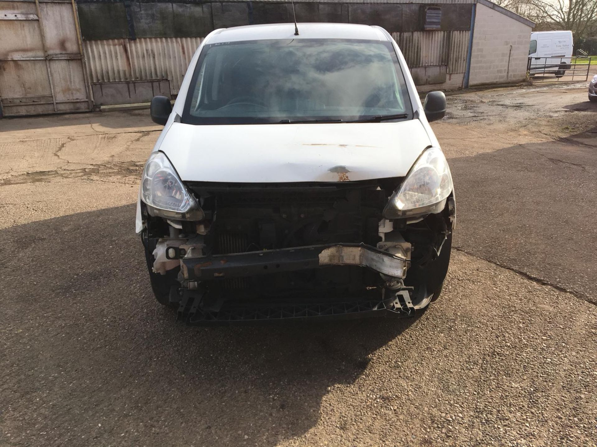 2014/14 REG PEUGEOT PARTNER 850 PROFESSIONAL L1 WHITE DIESEL PANEL VAN, SHOWING 1 FORMER KEEPER - Image 2 of 5