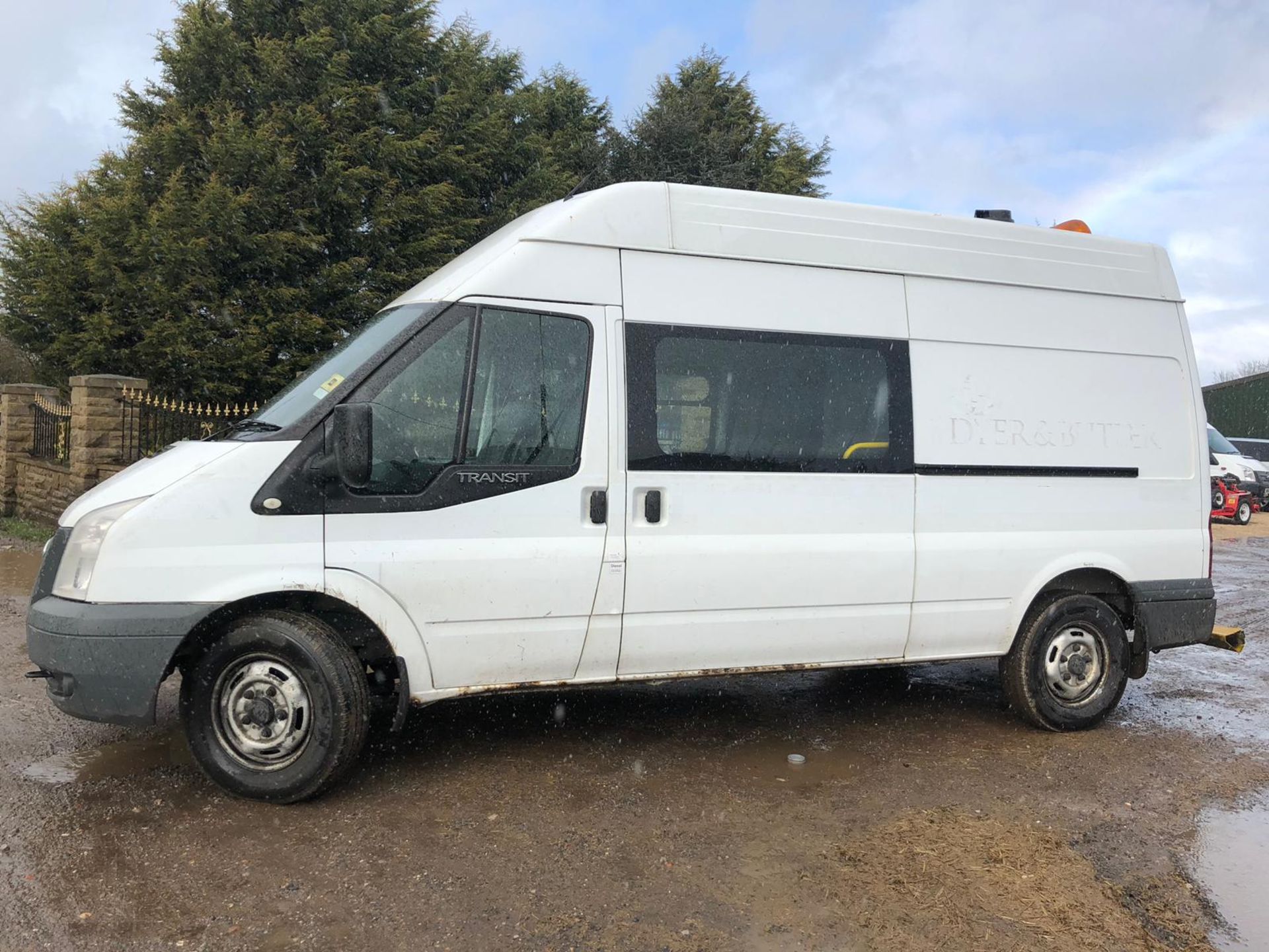 2011/61 REG FORD TRANSIT 115 T350L RWD WHITE DIESEL WELFARE FAN, SHOWING 0 FORMER KEEPERS *PLUS VAT* - Image 3 of 11